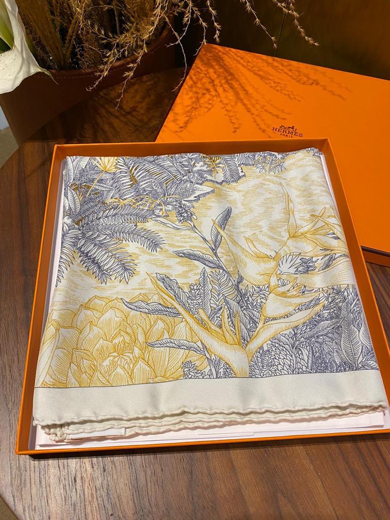 Scarf 100% soie 90 x 90cm