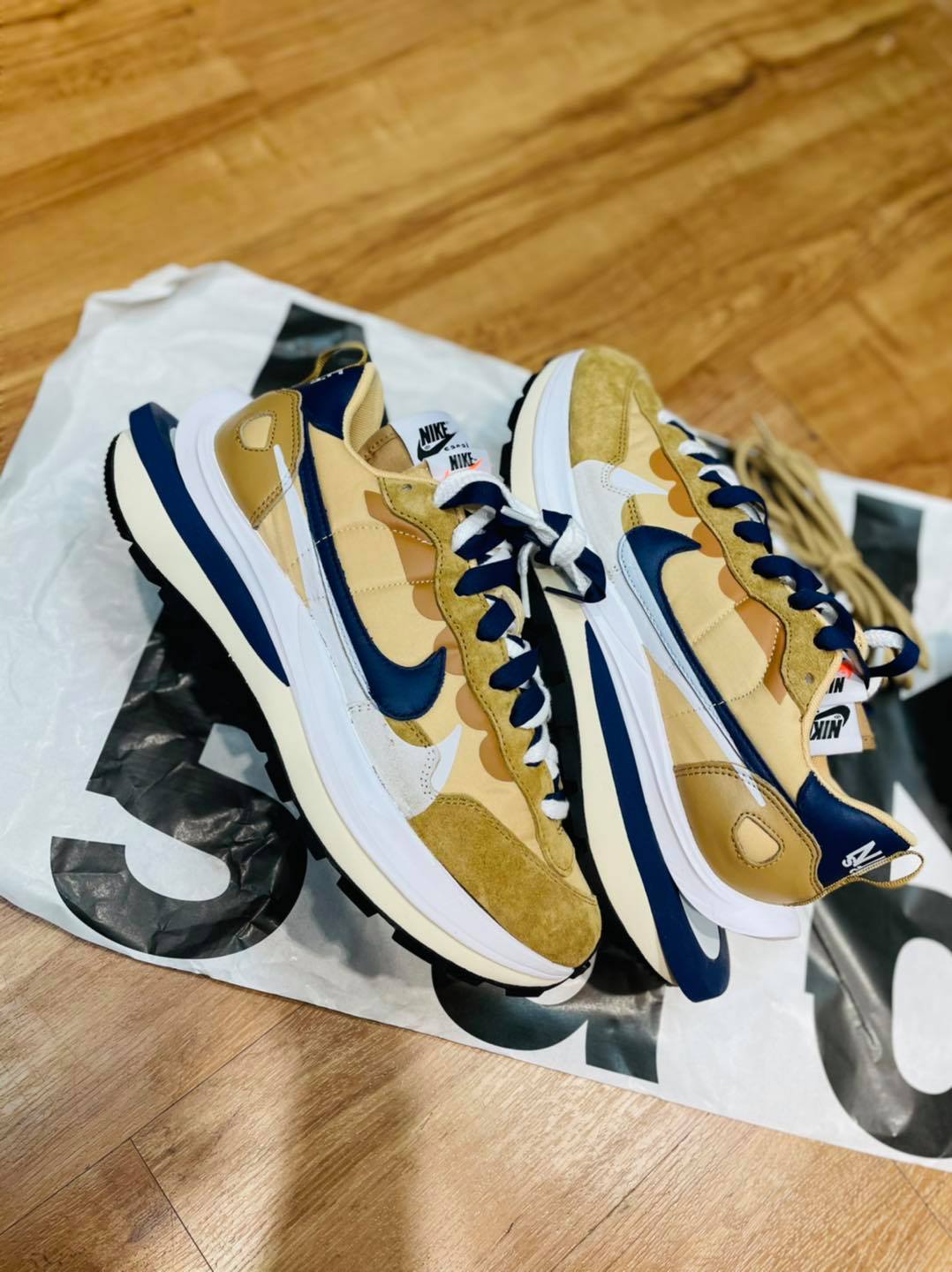 sacai ldwaffle stockx