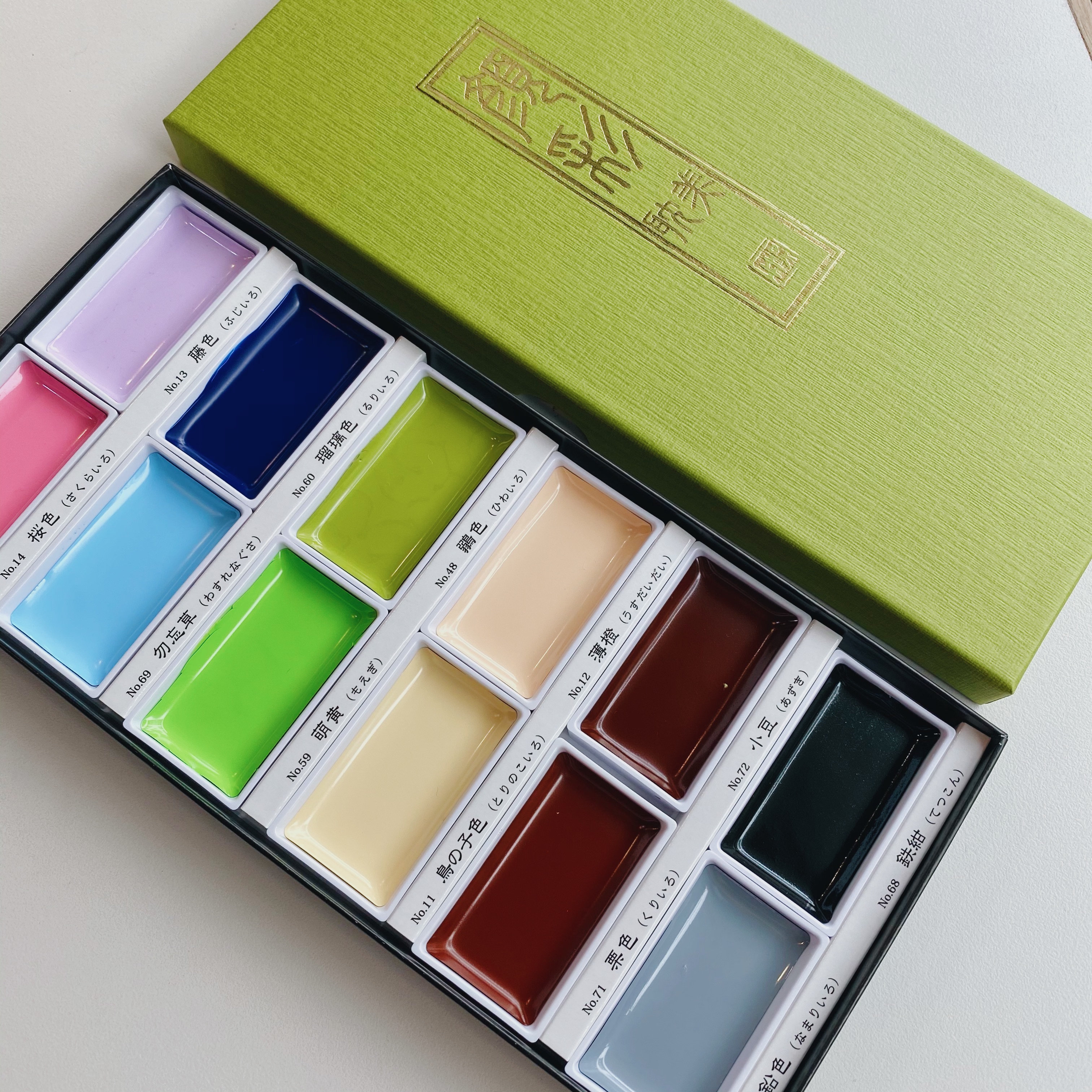 四季 12色耽美顏彩 塊狀水彩｜日本吳竹 Kuretake