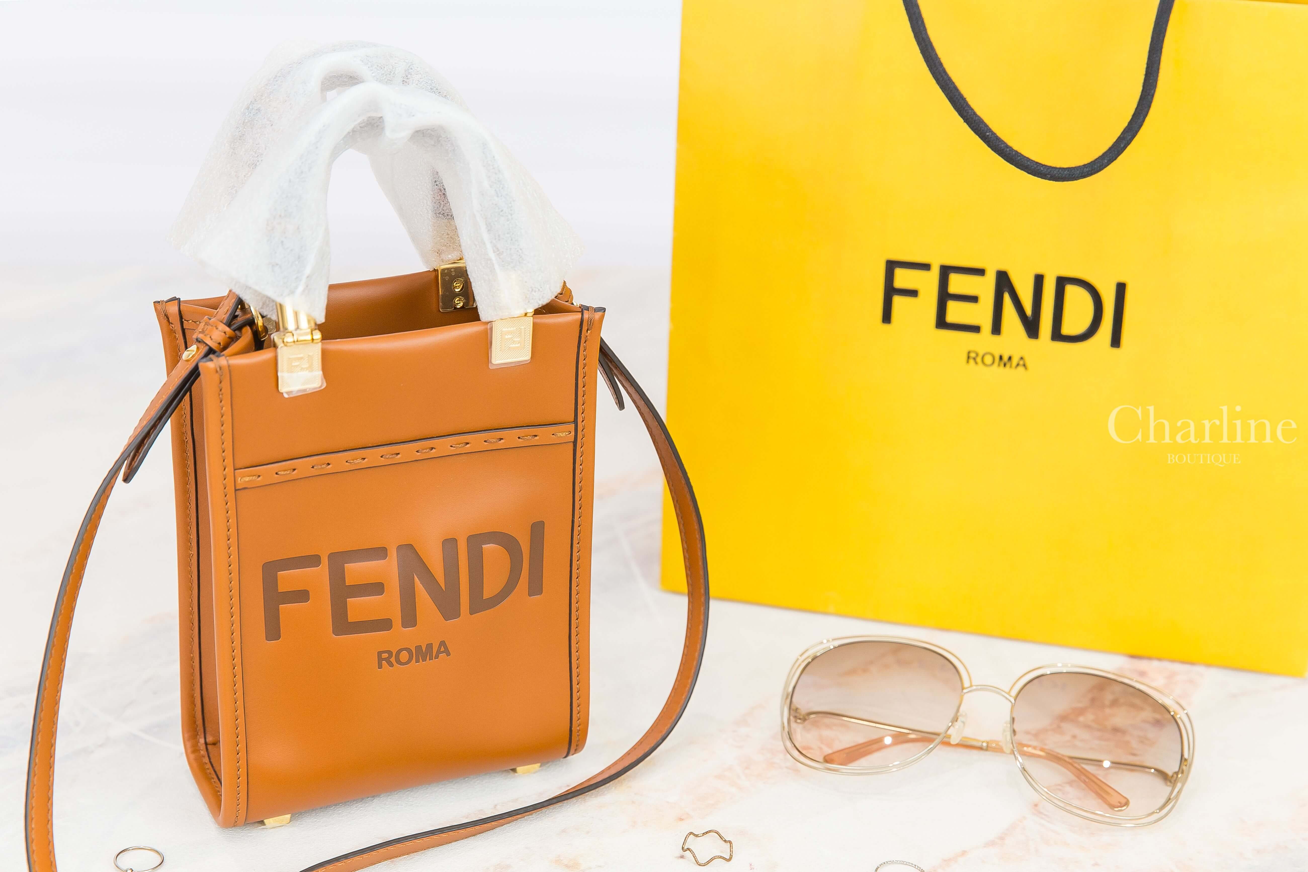 Fendi Mini Sunshine Shopper 咖啡色字母小牛皮琥珀提把迷你手提肩背托特包-Charline Boutique 精品代購