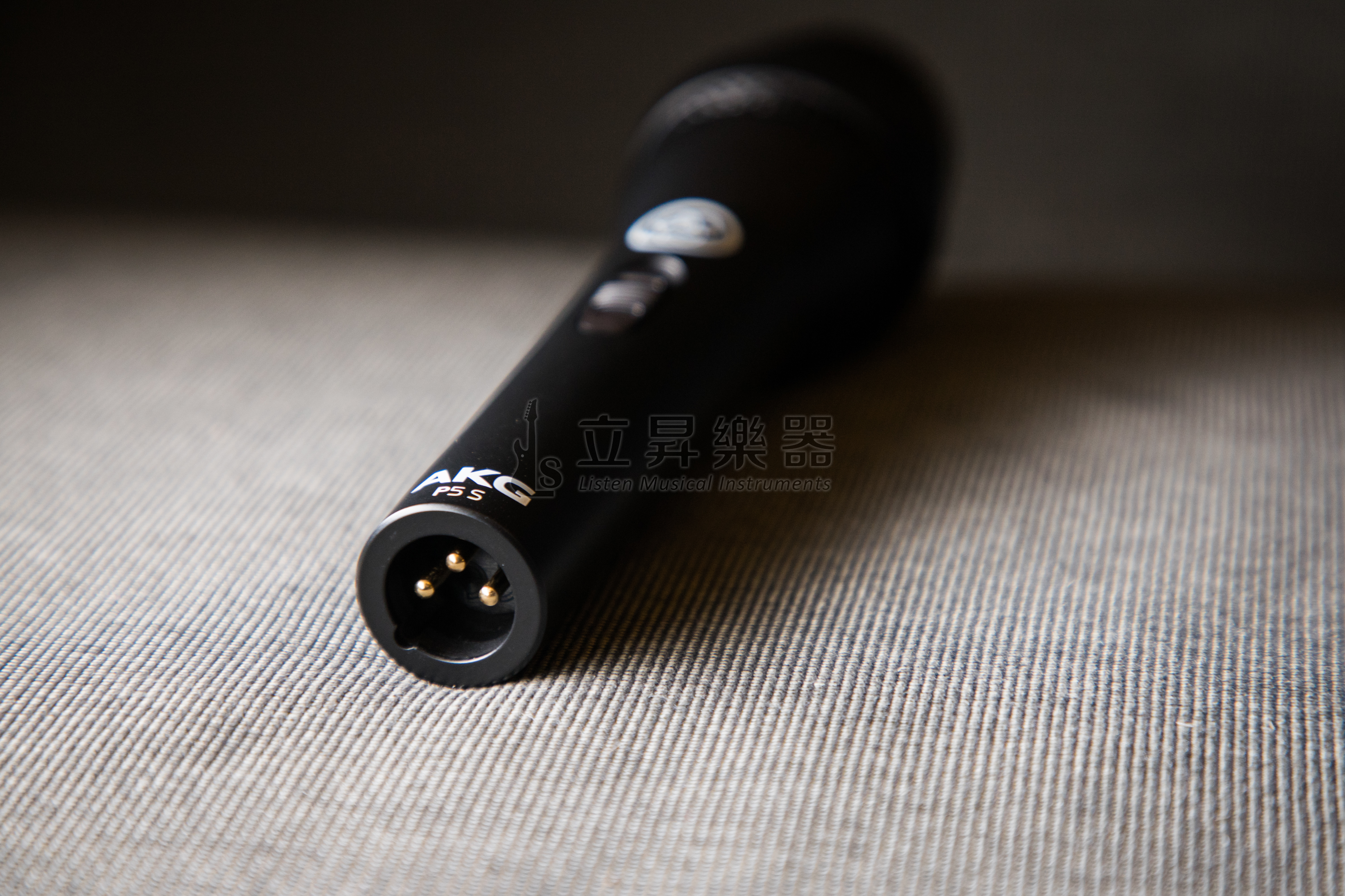 AKG AKG P5S 主唱 人聲 專業動圈式麥克風 超心型指向 附夾頭 第 4 張圖片｜三峽麥克風