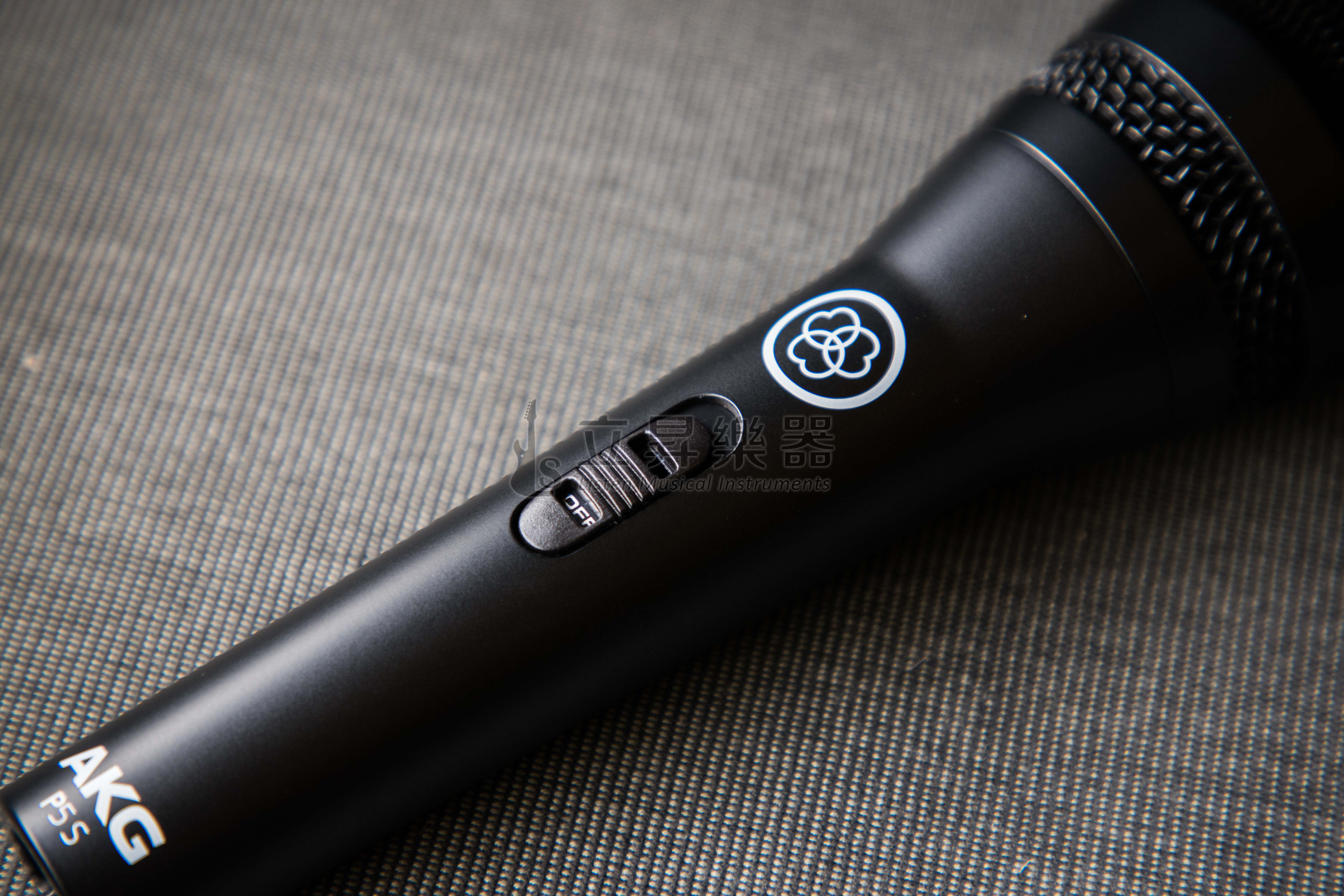 AKG AKG P5S 主唱 人聲 專業動圈式麥克風 超心型指向 附夾頭 第 3 張圖片｜三峽麥克風