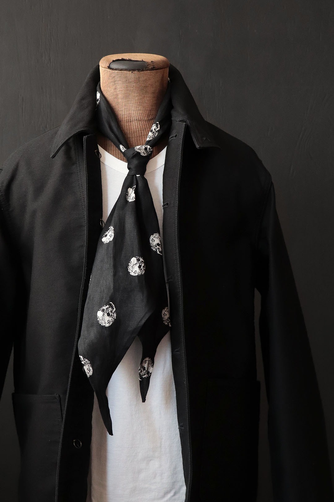 Black Sign Skull Dots Soldier Scarf / Skull Dots