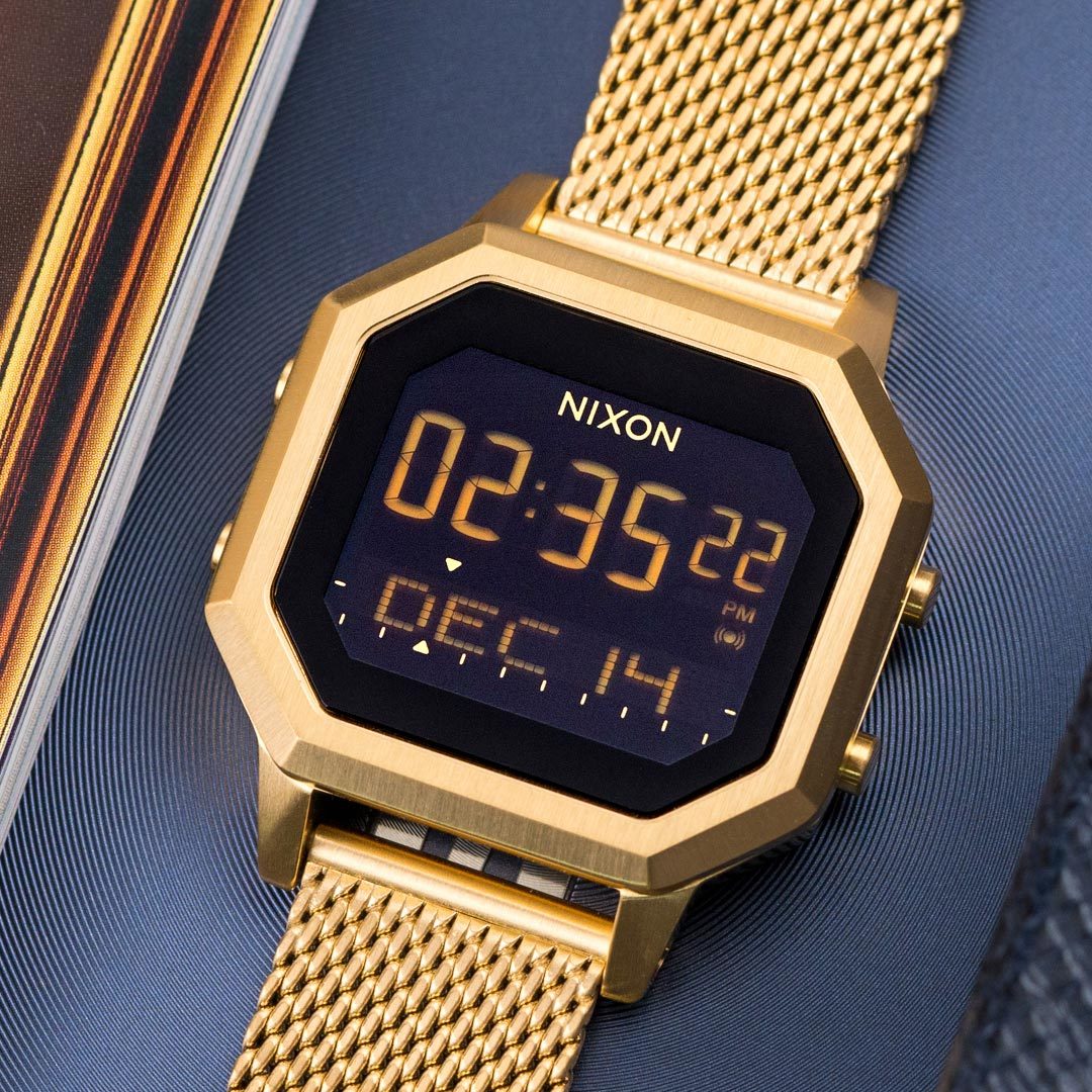 萬年鐘錶 - NIXON 尼克森   SIREN MILANESE  金色電子錶  A1272-502 錶徑36MM