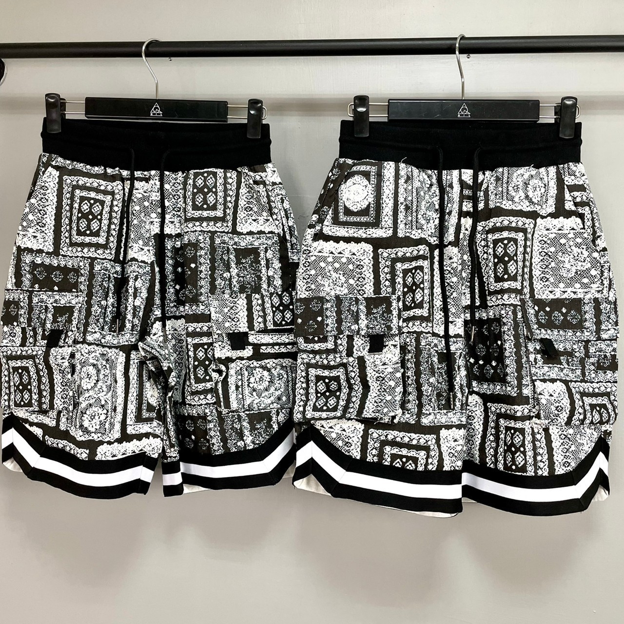 Less than 50% off FYPMAN Classic Amoeba Trimming Shorts Ball Pants Side Splits Large Pockets All-match Men and Women Wear