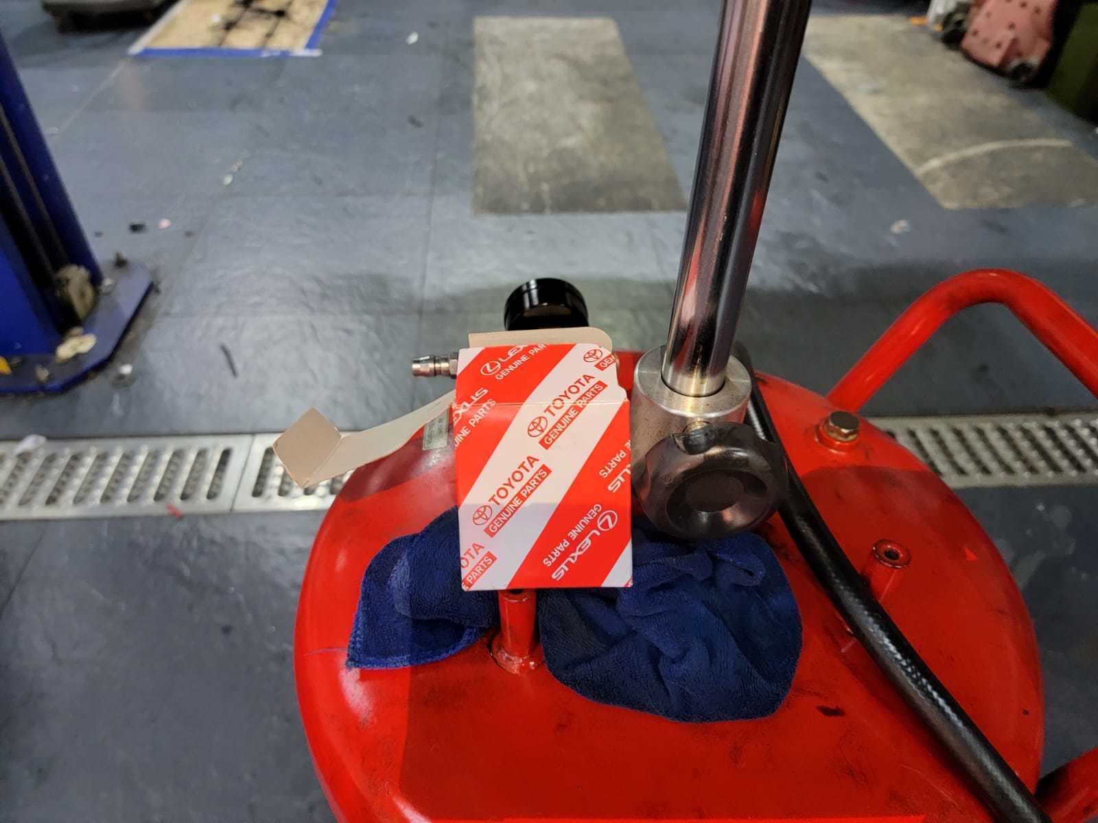 豐田 toyota echo 換油 偈油 汽車保養 super Nano 火炭 正廠 油隔 oil filter