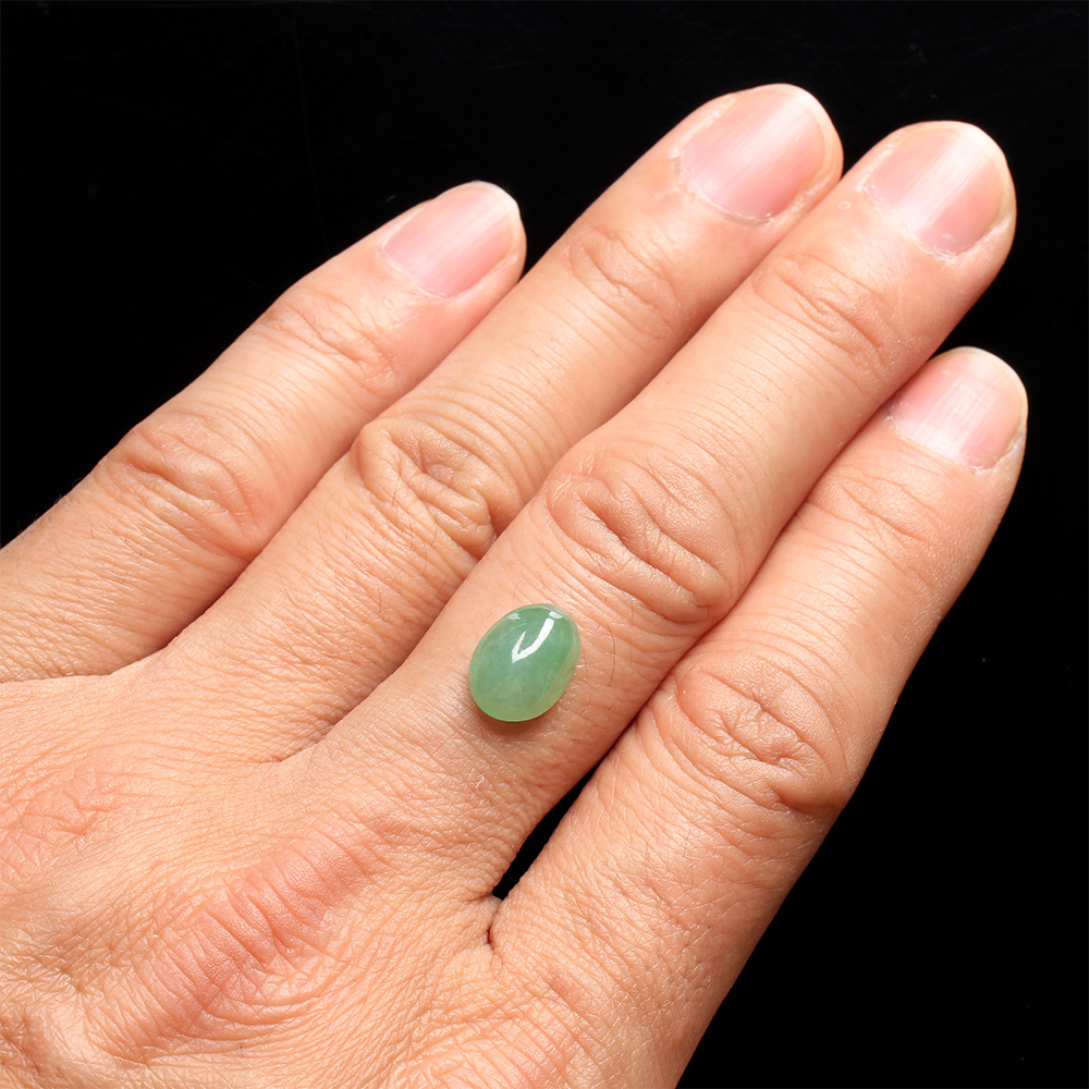 【雅紅珠寶】天然冰種綠翡翠玉蛋面-媚態如風-11.5x8.3x5.2mm-R0142