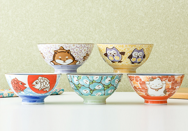 日本製彩繪浮雕吉祥物陶瓷碗(冰箱，洗碗機，消毒櫃，微波爐都適用)