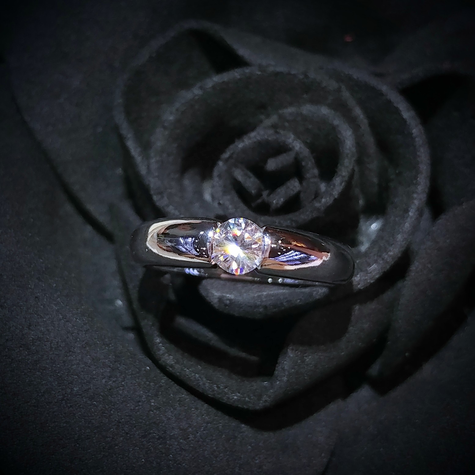 全新18K白金【單粒28份鑽石】戒指