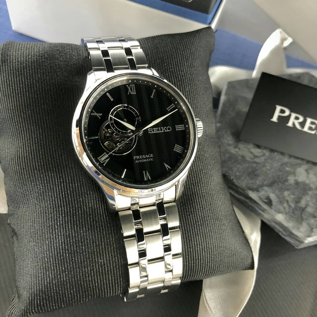 【SEIKO 精工】Presage 經典紳士開芯機械腕錶  4R39-00W0D 41.8mm 現代鐘錶