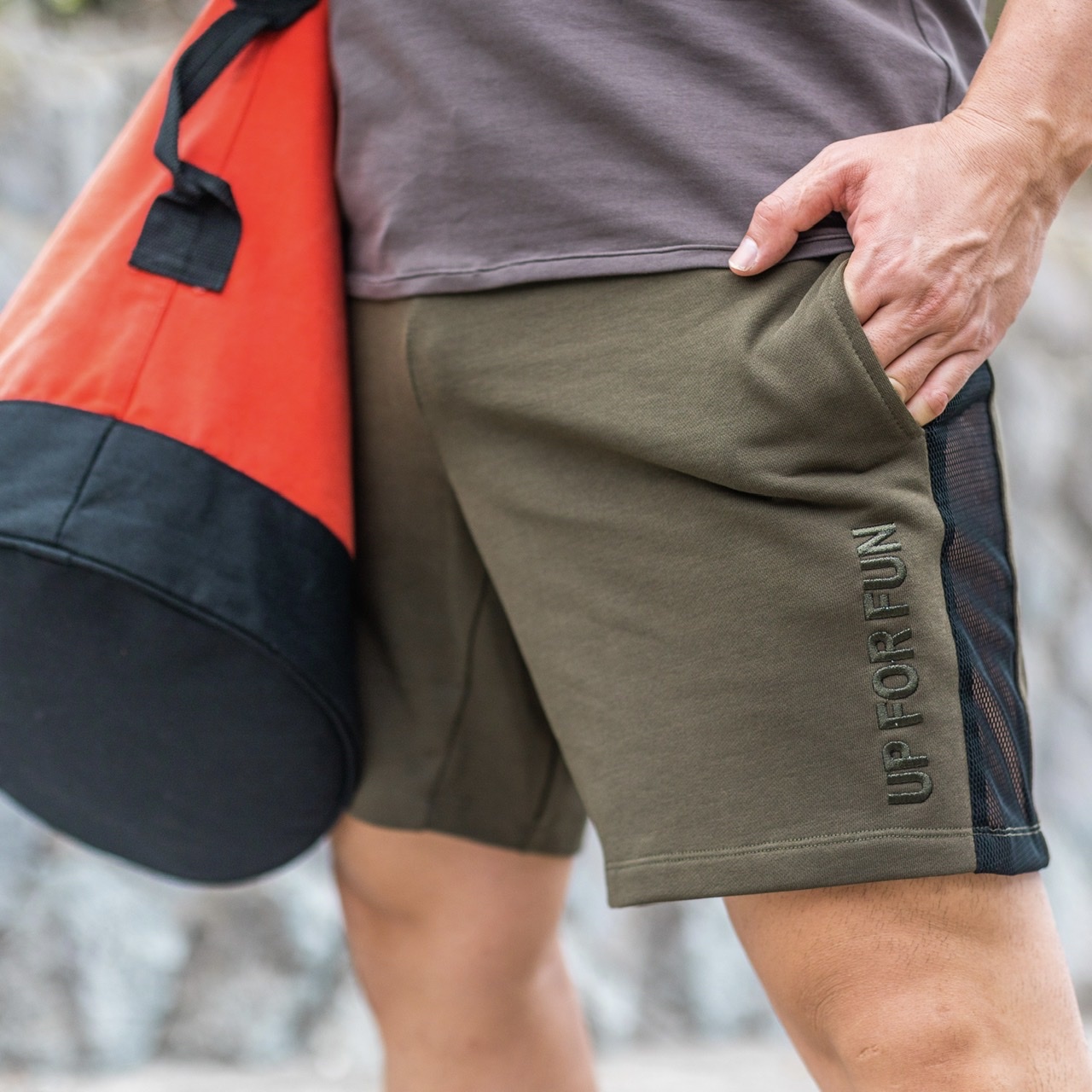 熱賣回歸 - UP For Fun 棉短褲 軍墨綠/透視黑