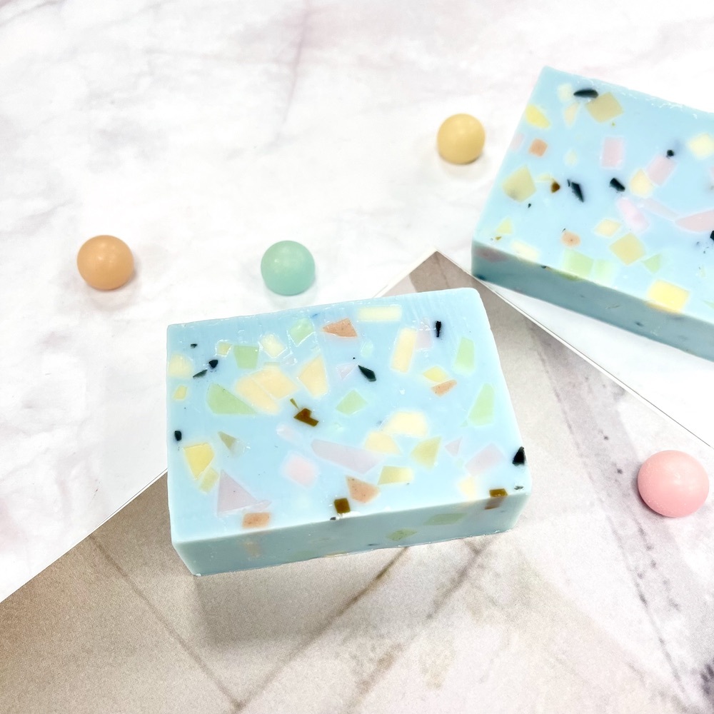 【青手作DIY】馬卡龍多彩水磨石皂