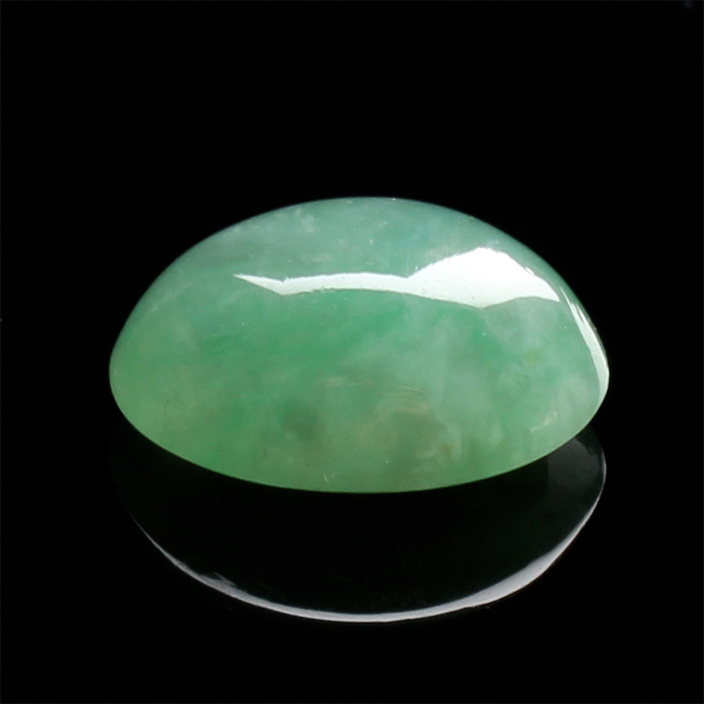 【雅紅珠寶】天然冰種綠翡翠玉蛋面-綠葉醉桃-10.5x8.3x4.6mm-R0140