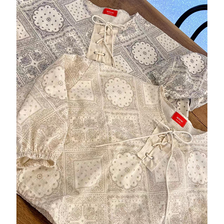 繩結變形蟲短版上衣