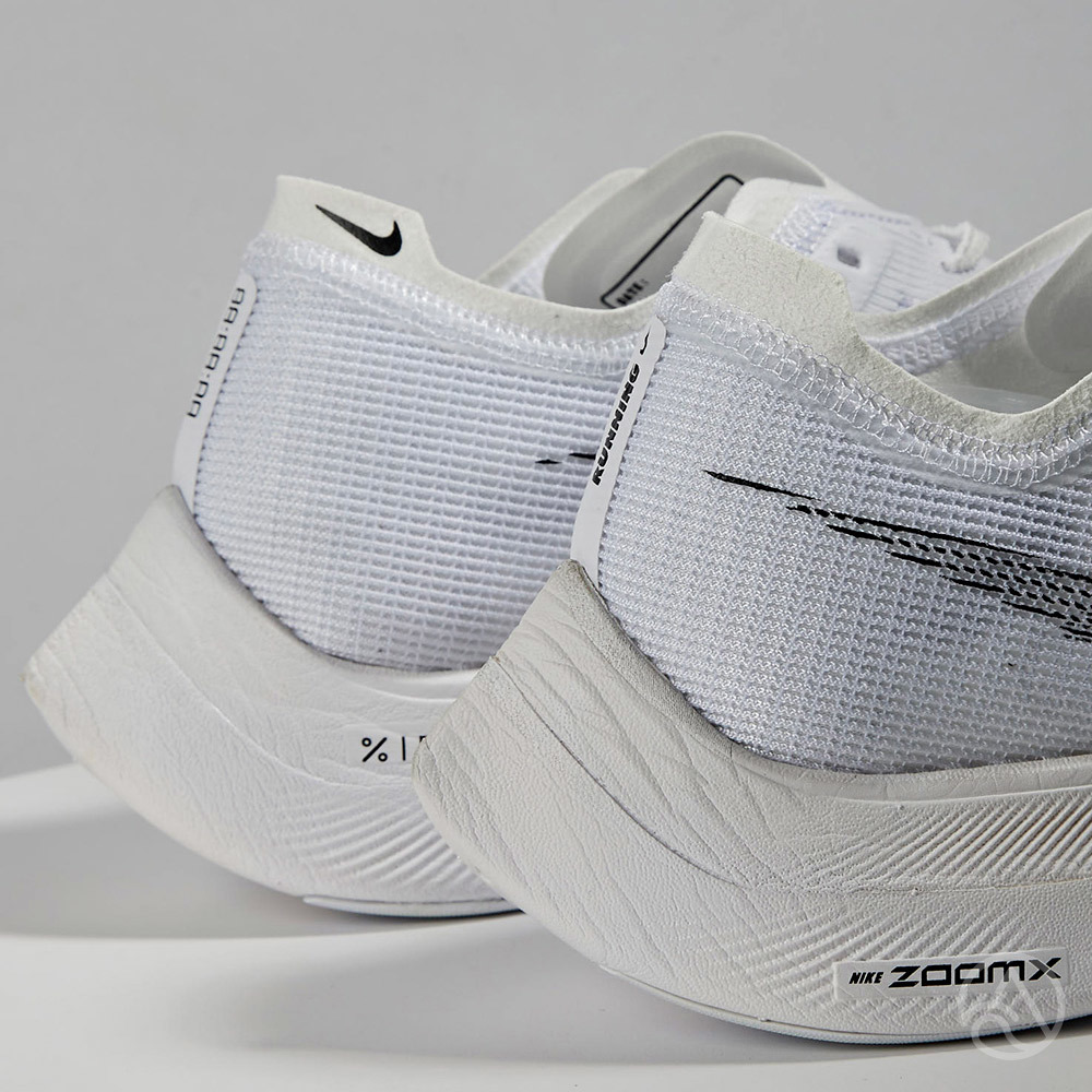 Nike ZoomX VaporFly NEXT% 2 男白銀避震路跑運動透氣慢跑鞋CU4111