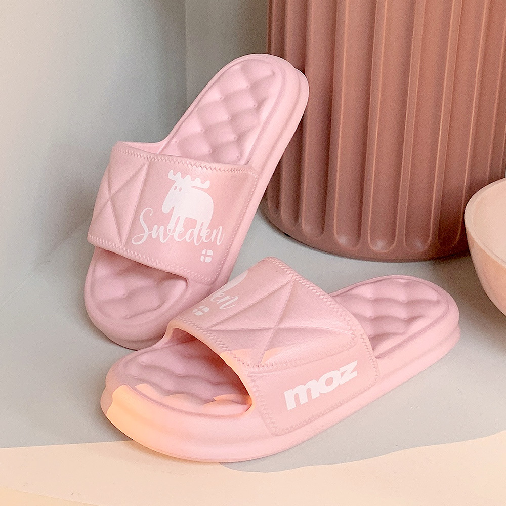 【惜福商品$599】moz瑞典 駝鹿 厚片鬆餅拖鞋-草莓牛奶