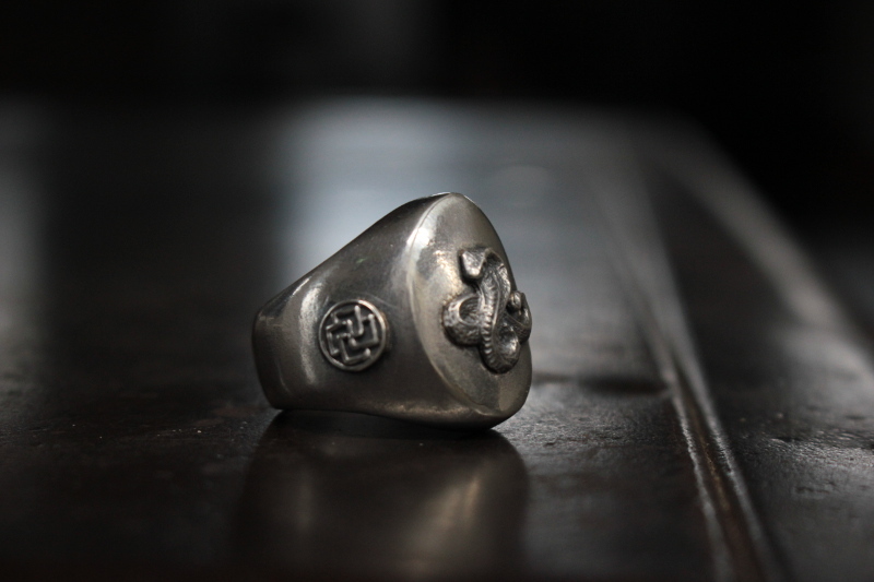 SE-714 橢圓形圖章戒指/蛇戒指