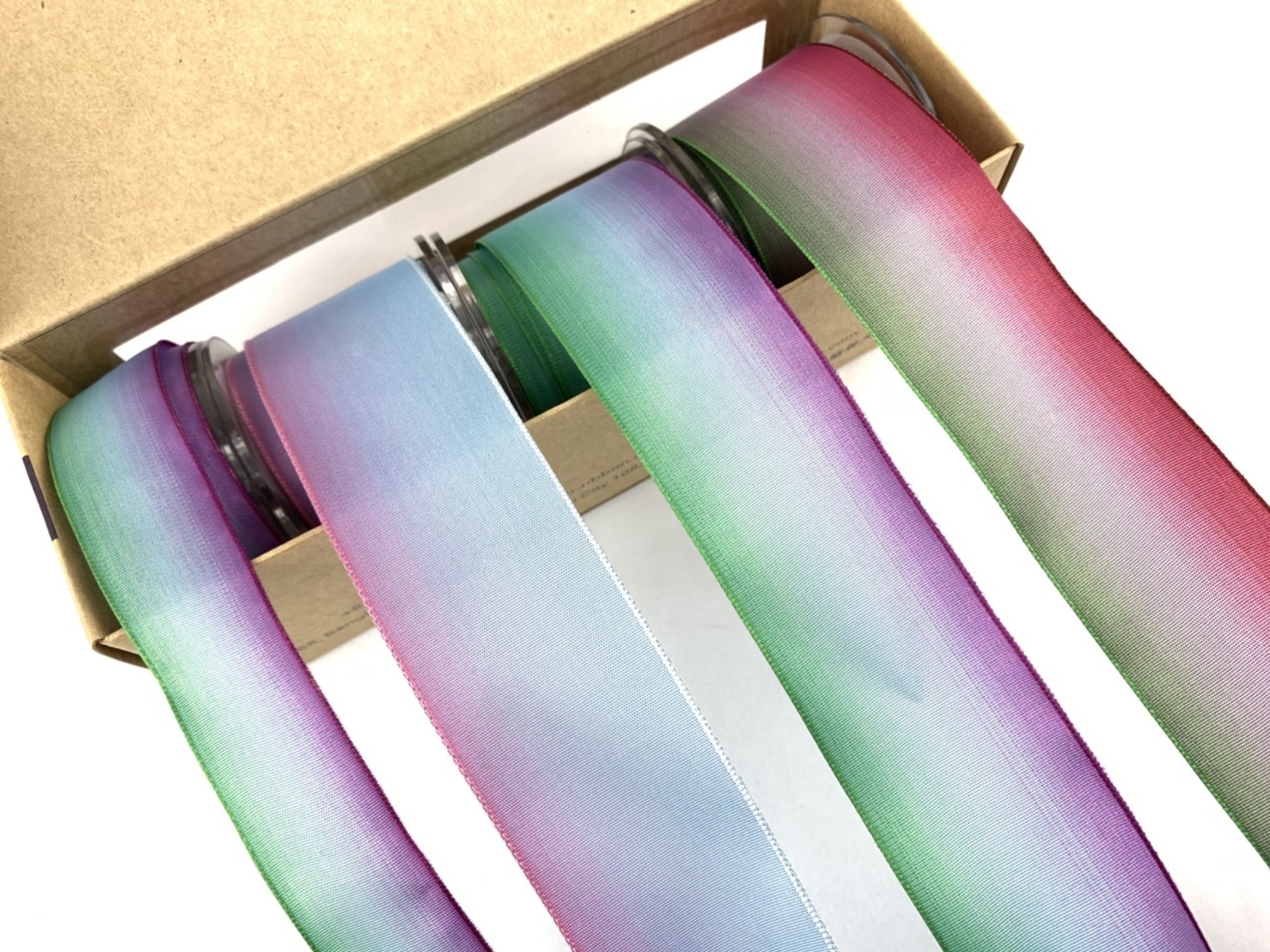 手折緞帶玫瑰禮盒/海洋之星/4入