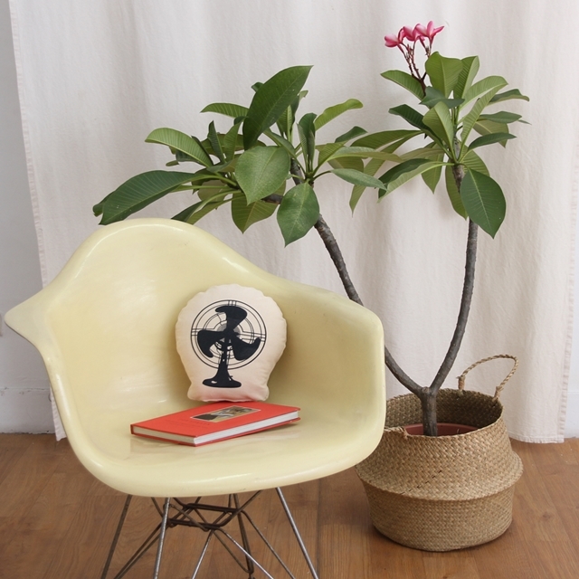 自然涼台灣復古老電風扇棉質印花午安枕