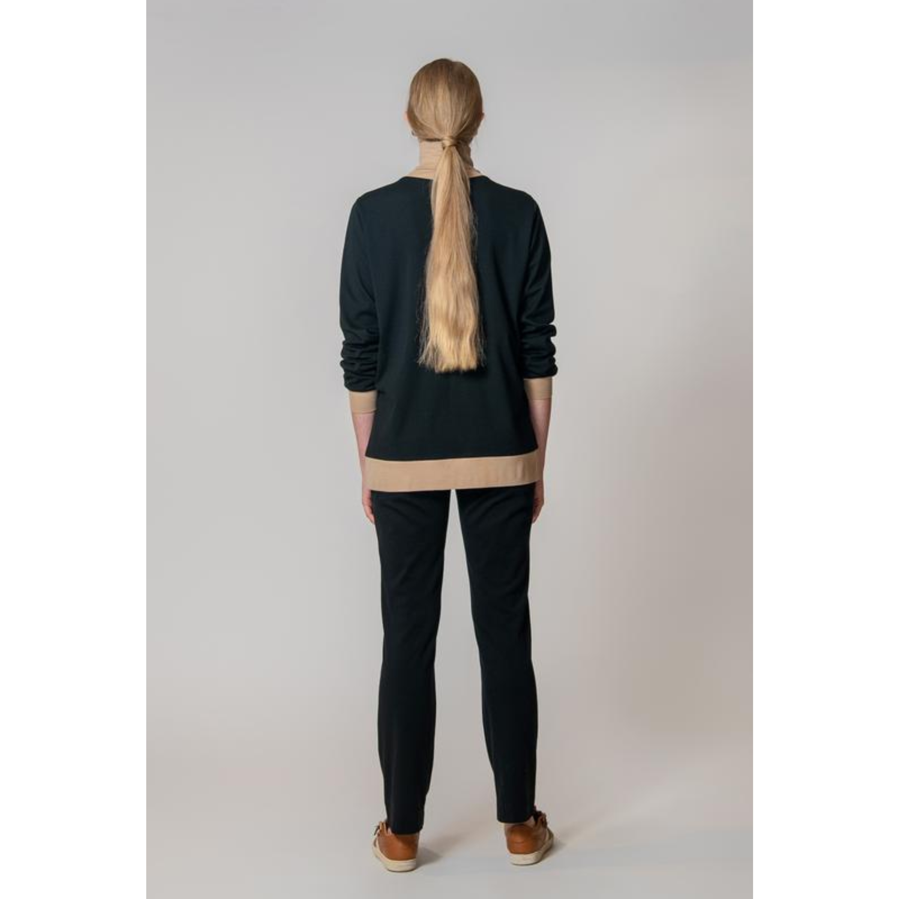 AMANJEDA Sweatpants "LOUNGE W 16" / Extrafine Merino Wool Jersey