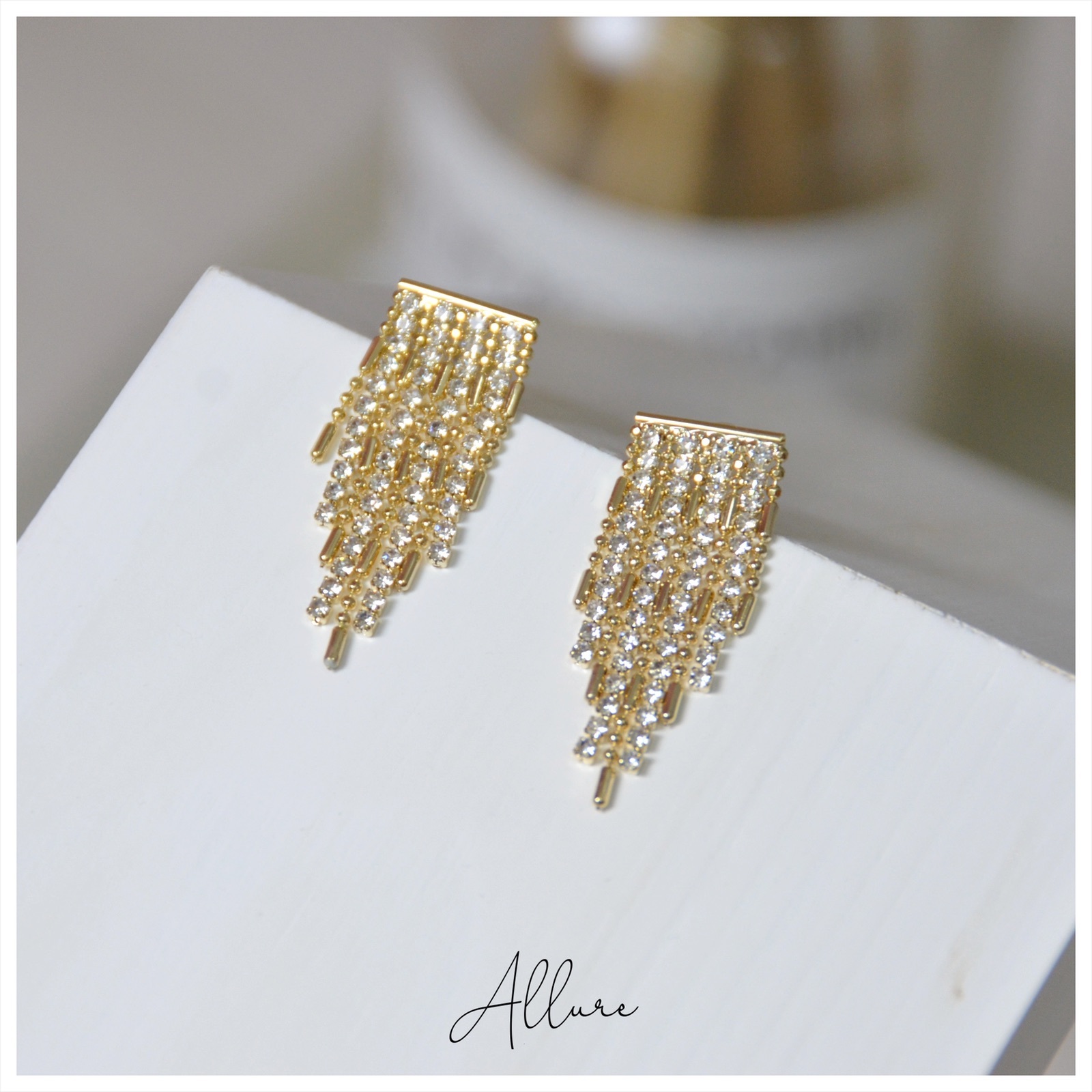 肆玥xAllure氣質 晚宴 仙氣 垂掛 流蘇鑽石 金色耳環