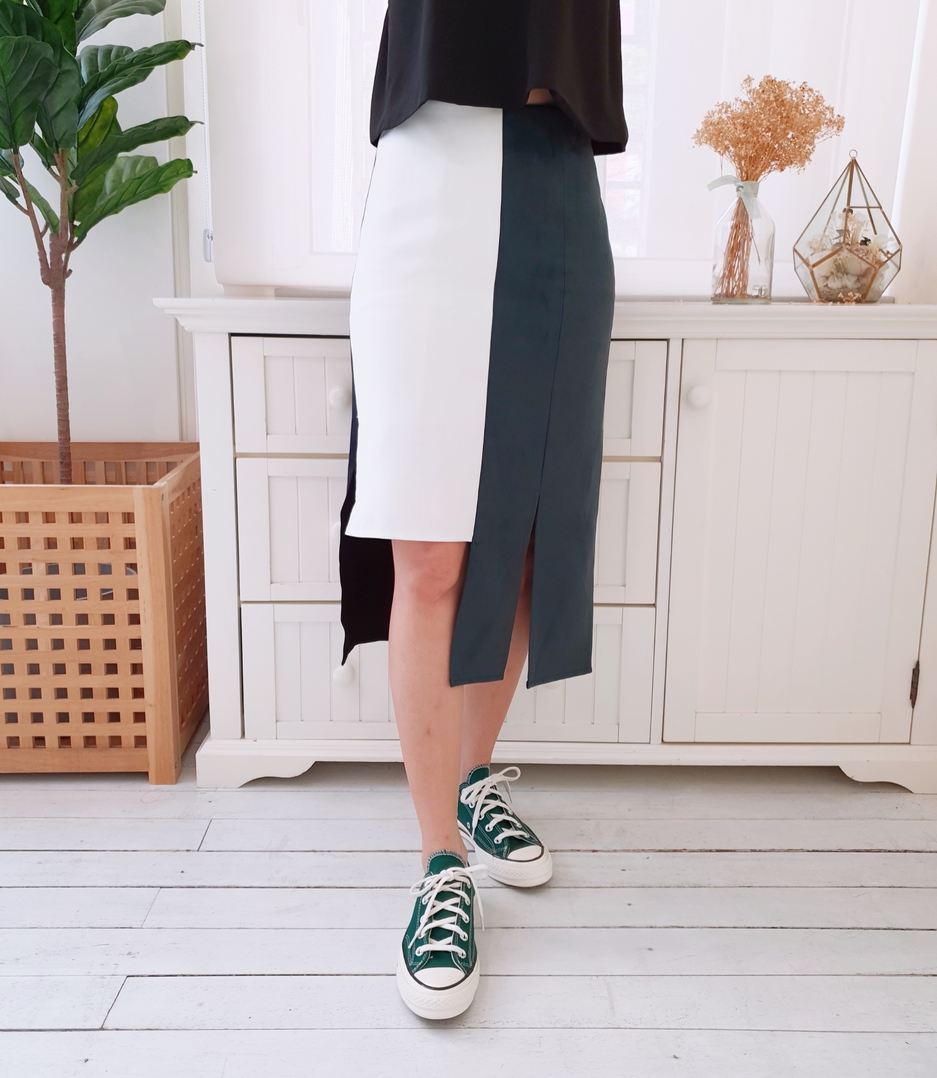 KOREA COLOUR BLOCK ASYMMETRIC SKIRT