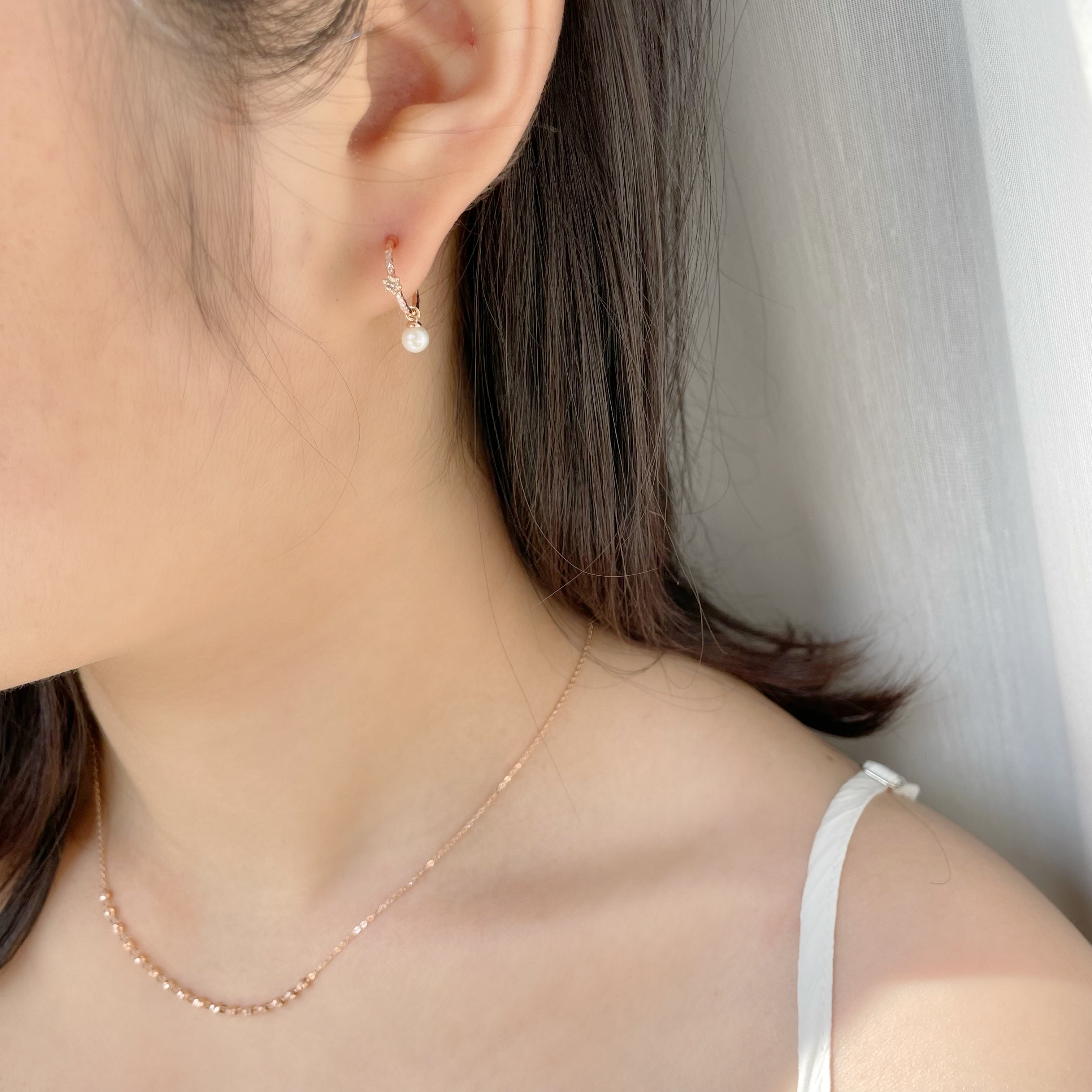 14K mini六爪亮棕鑽垂珍珠半圈式耳環