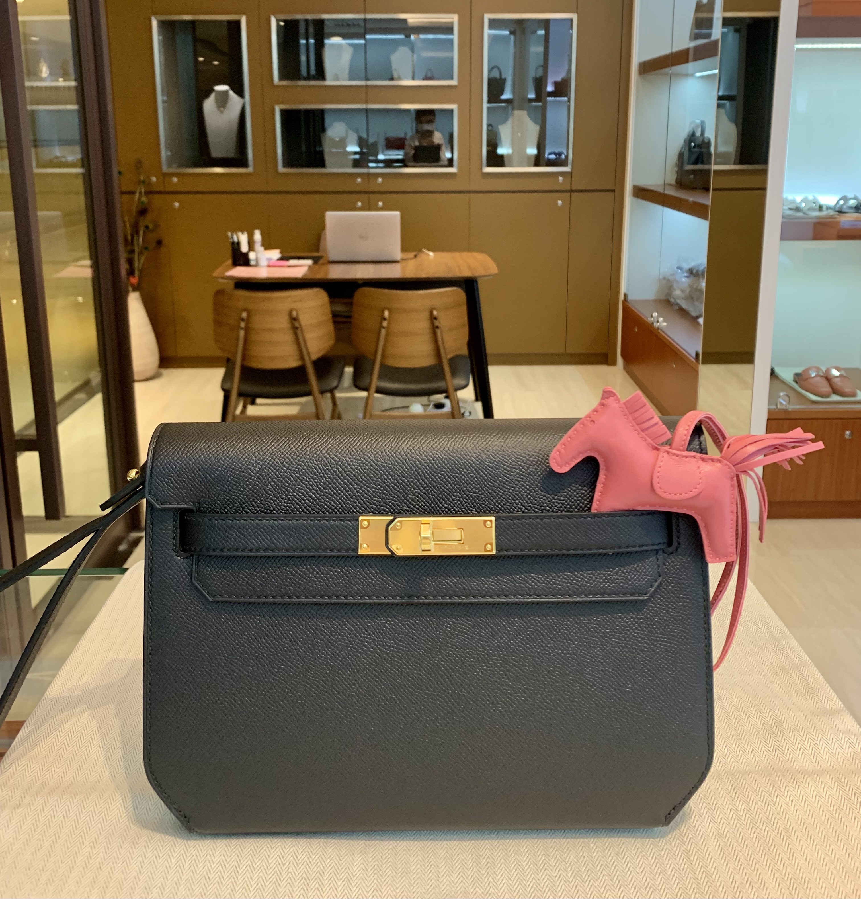 Kelly depeche 89 noir cc epsom U