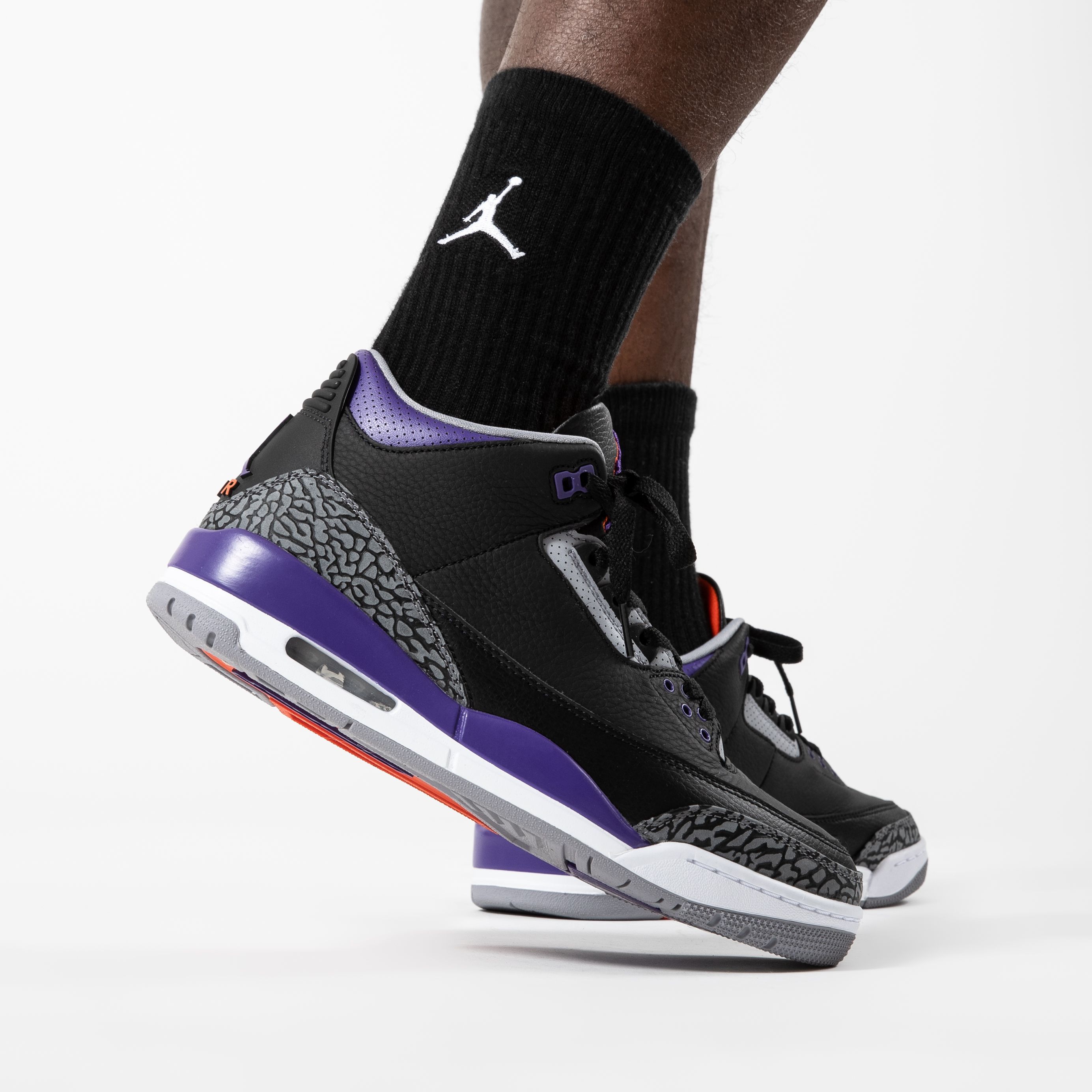 Air Jordan 3 Retro '' Court Purple '' 黑紫爆裂紋男款CT8532-