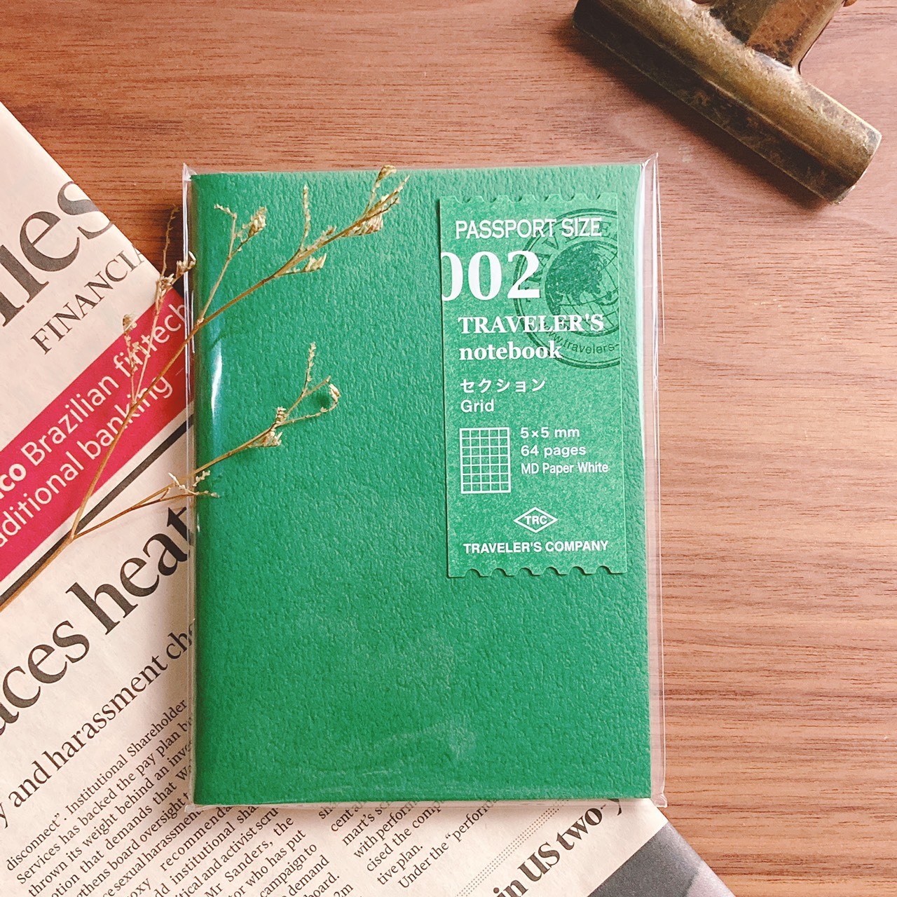 TRAVELER'S notebook (TN) |  002 方格 護照尺寸