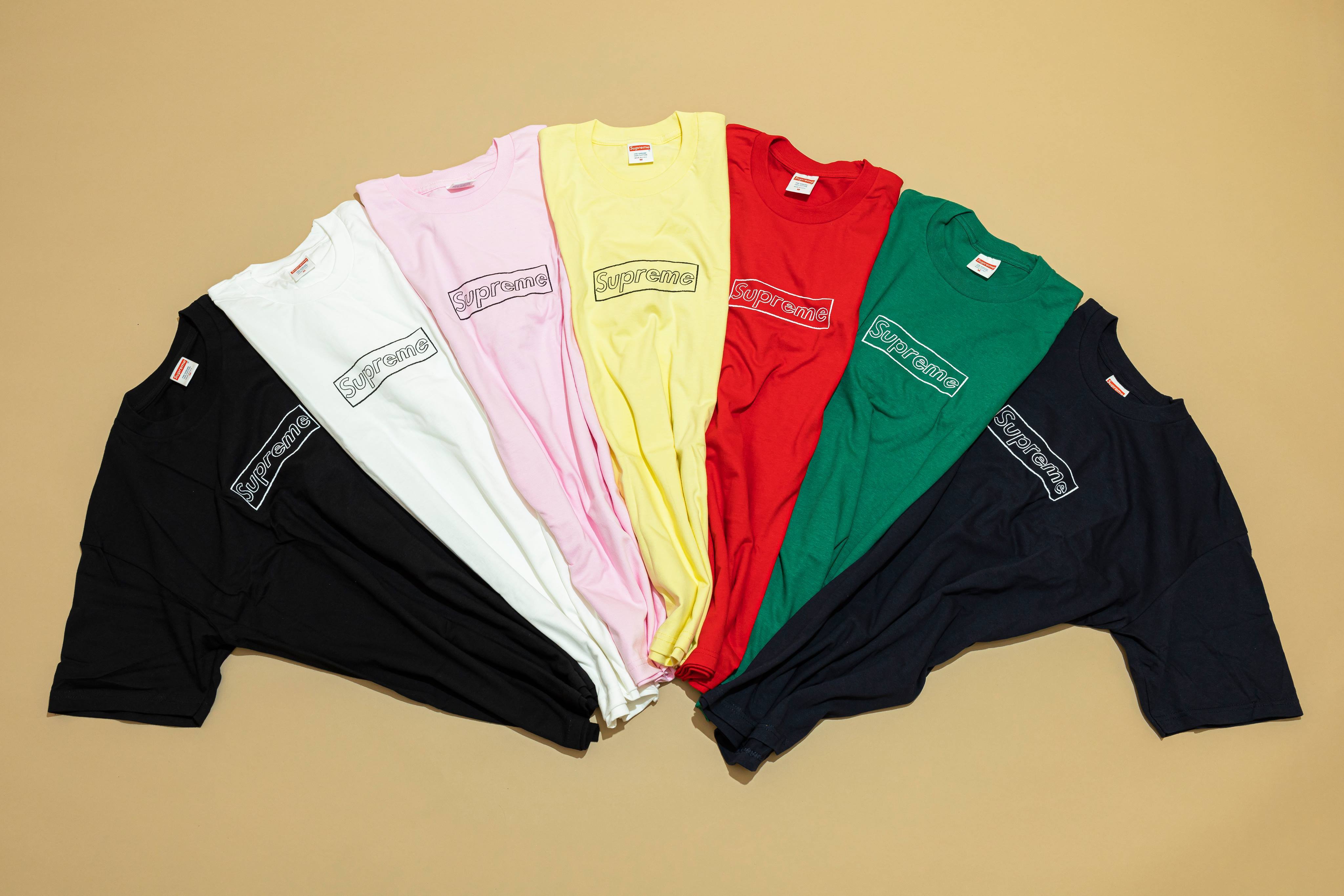 -(B3c03)-SUPREME KAWS CHALK LOGO TEE 粉筆BOGO T 黑/綠/深藍/粉/紅/白/黃-SS21T7