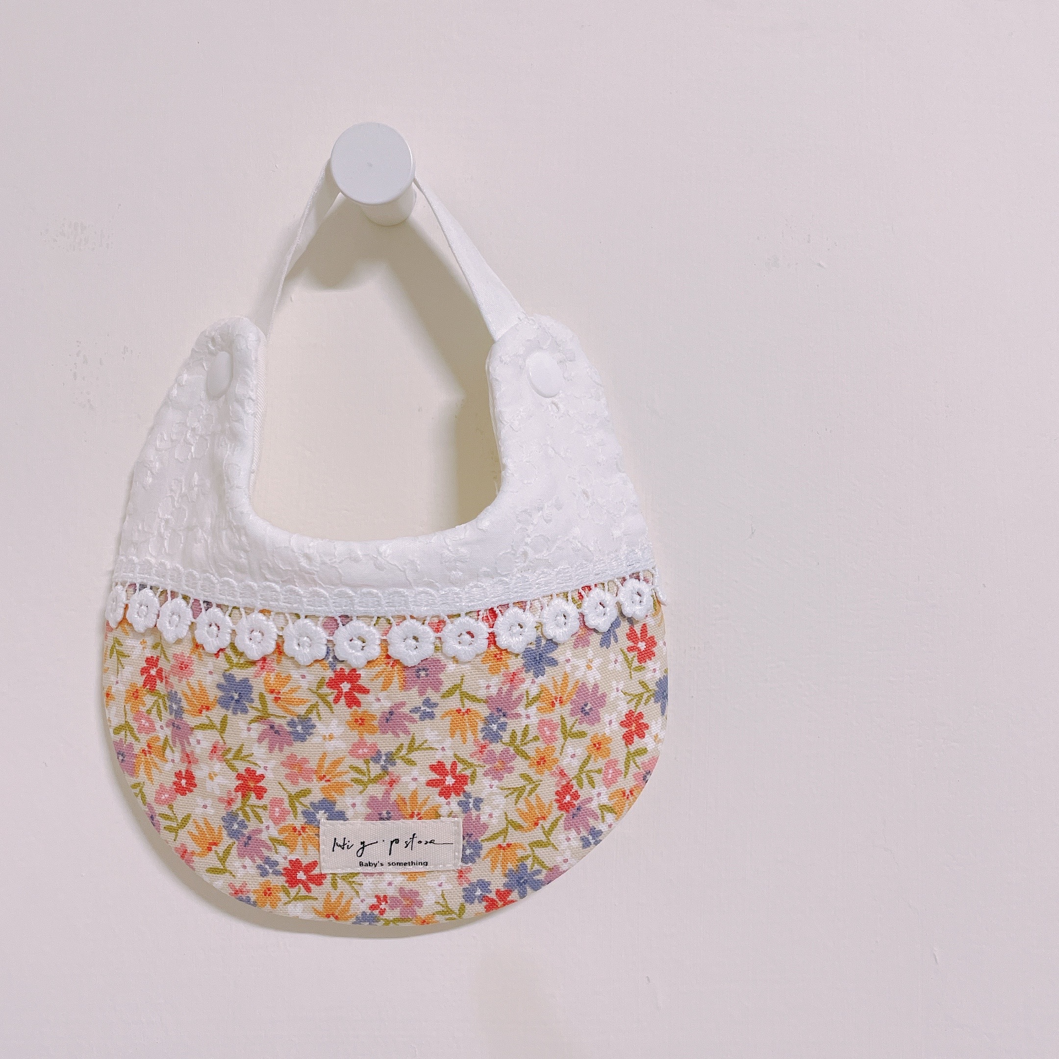 Hi Y.P store-手作圍兜-鄉村蕾絲