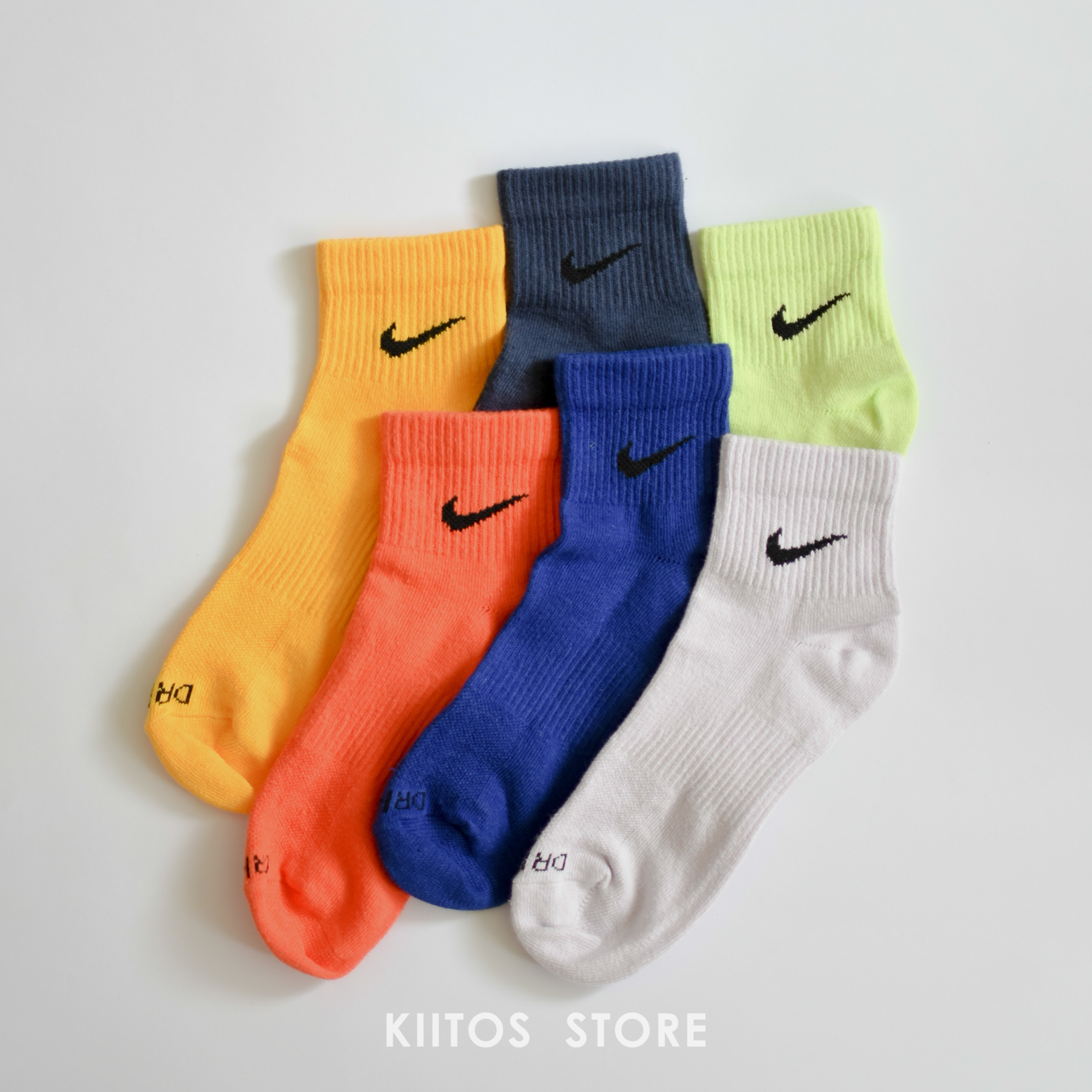 【現貨出清】Nike Swoosh彩襪 一組三雙