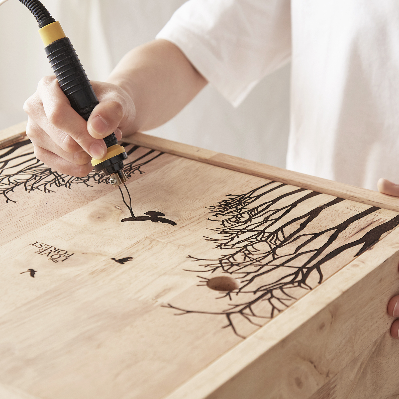 DIY,CIY&PIY - All our products can sustain paints & stains efficiently,making them easily customised to be exclusively yours.