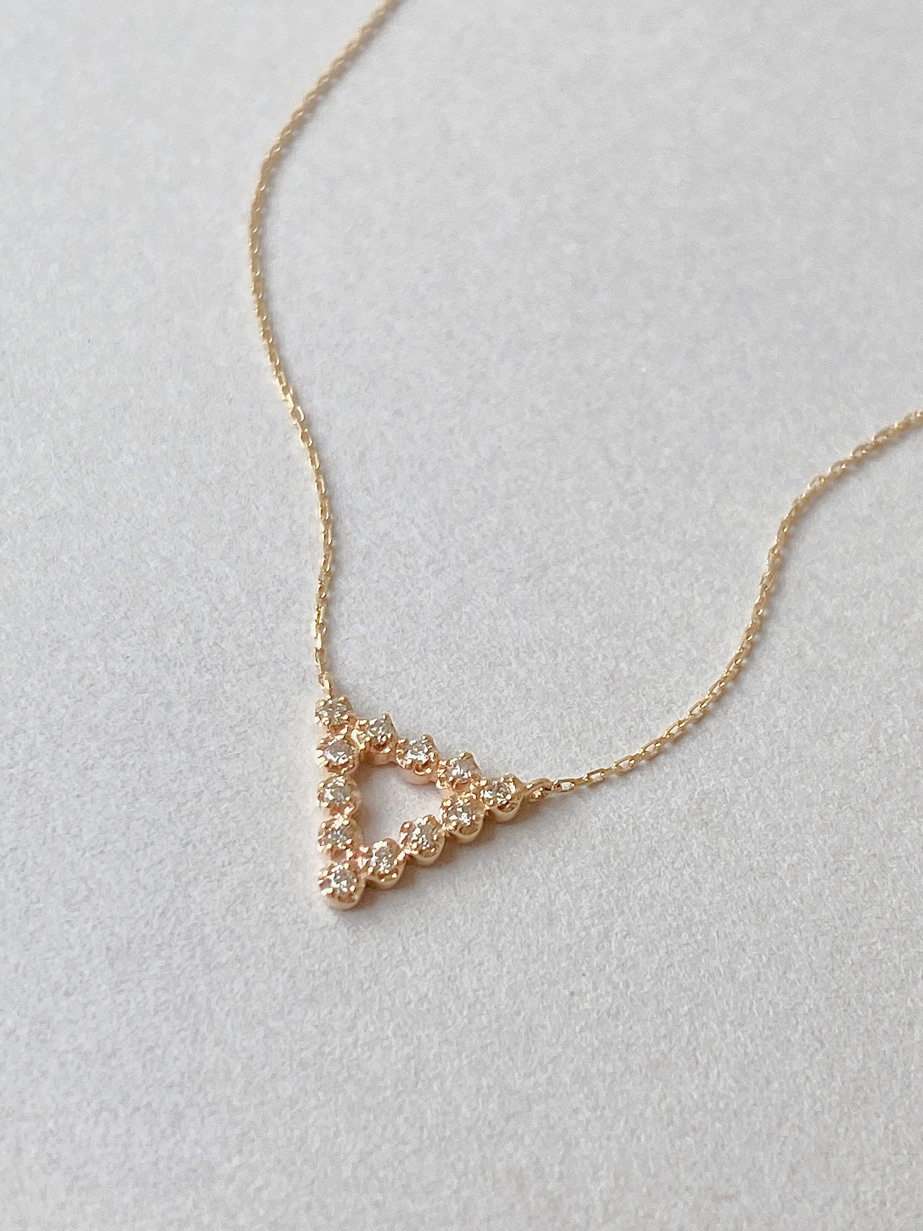 Element Progressive 三角形項鍊