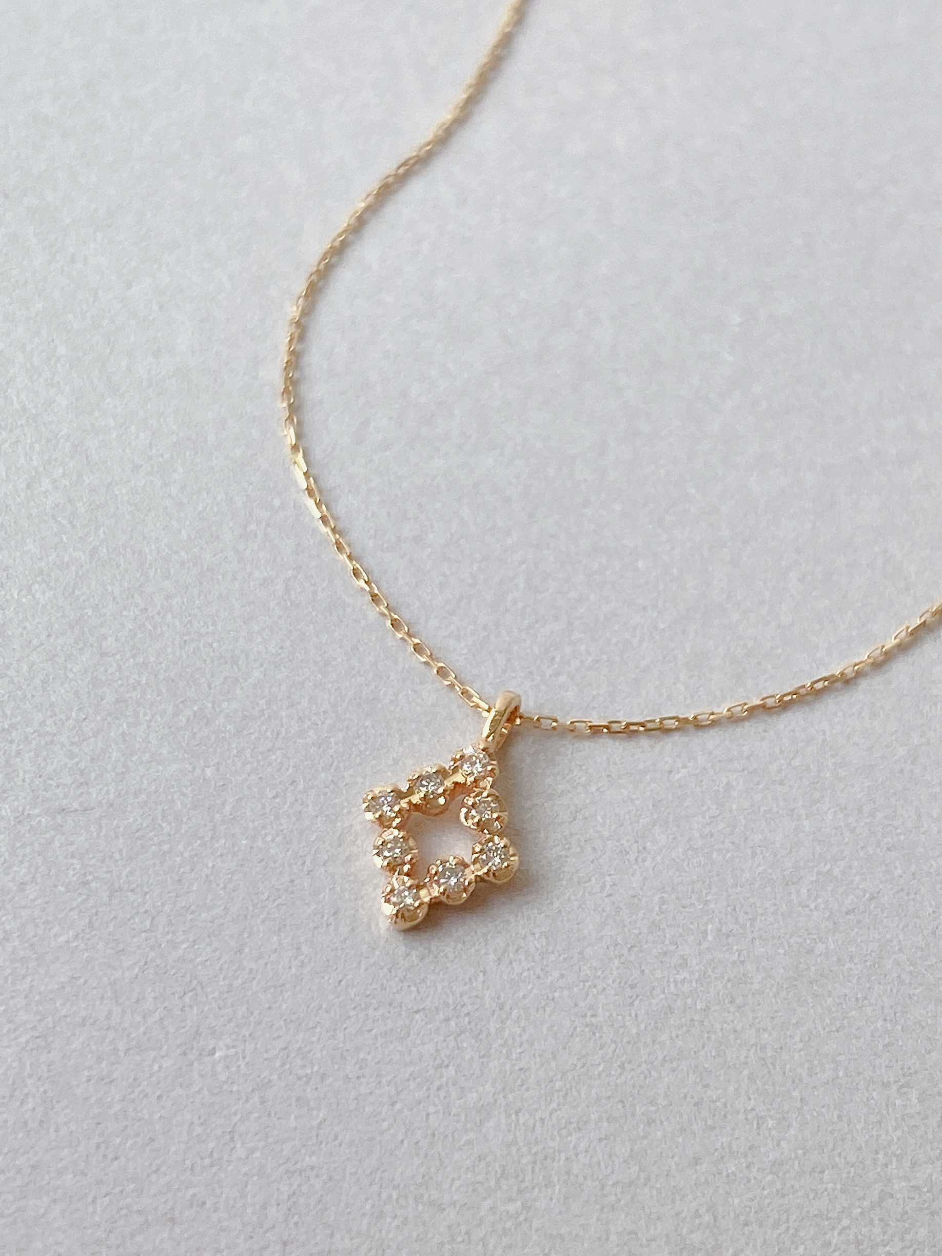 Element Gorgeous 菱形項鍊