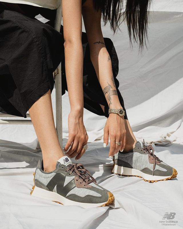 預訂) New Balance 327 WS327WT (Japan Exclusive)
