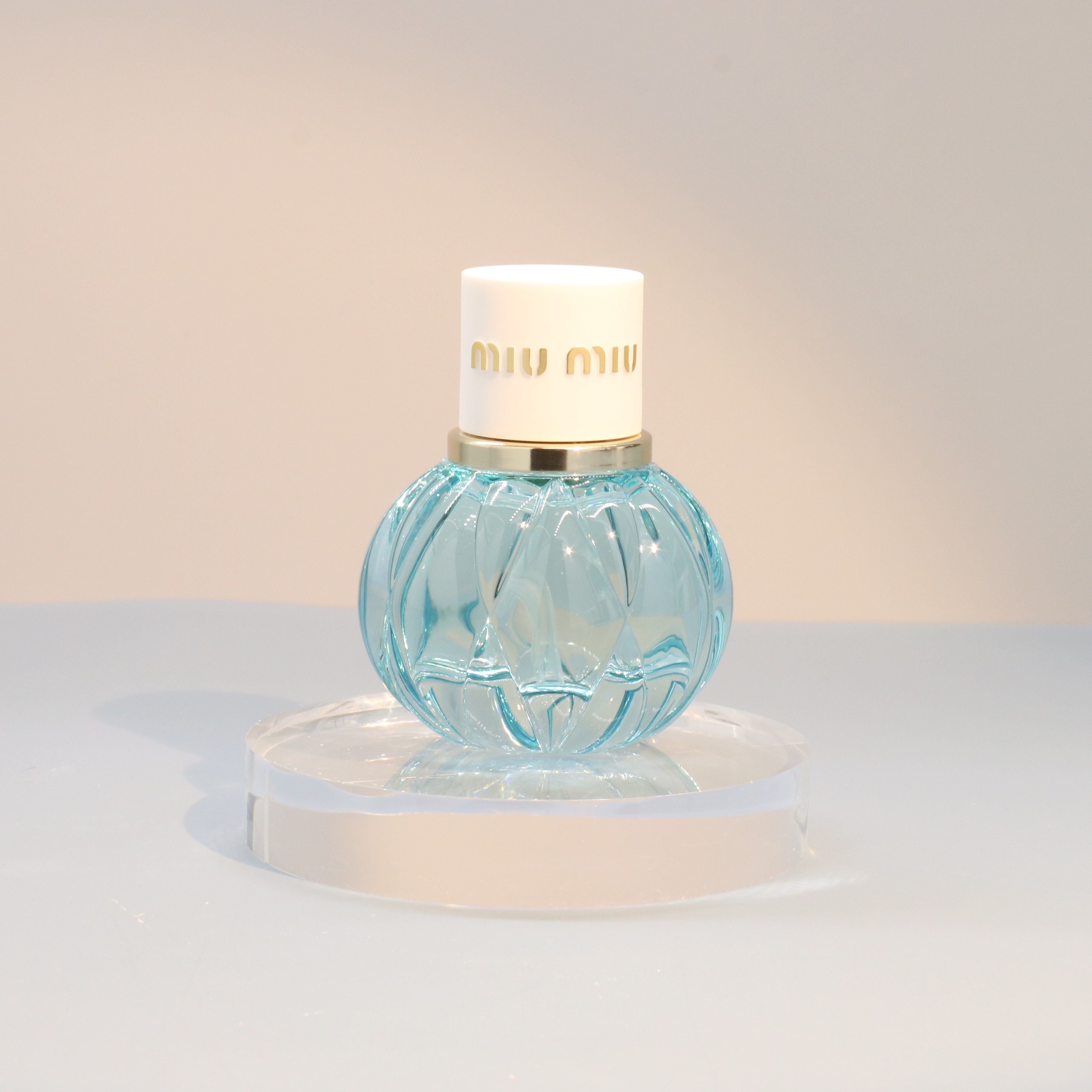 Miu miu discount l'eau bleue 春日花園