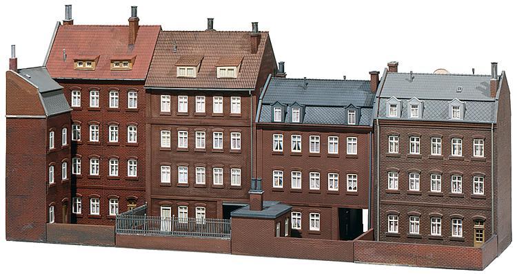 Faller 130915 HO scale, Row of town houses