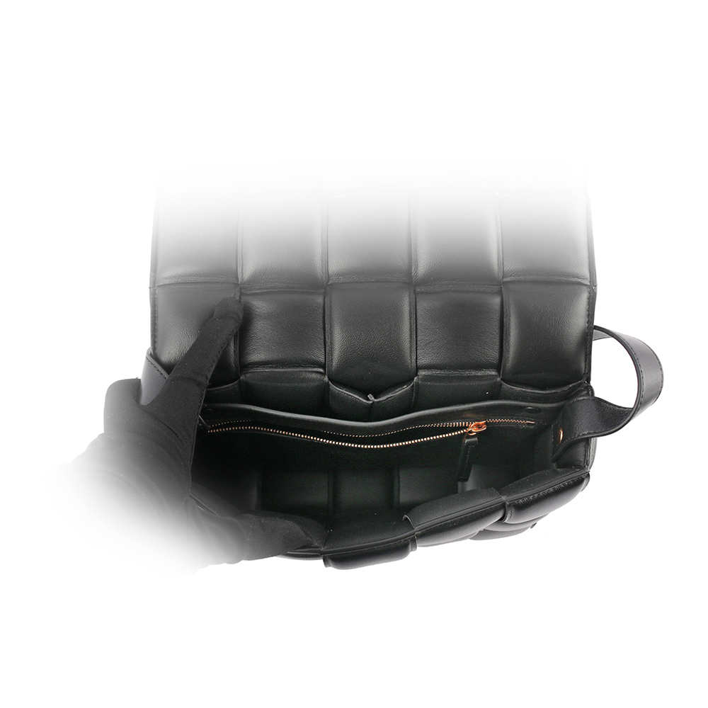 【BOTTEGA VENETA】小羊皮Padded Cassette枕頭編織包