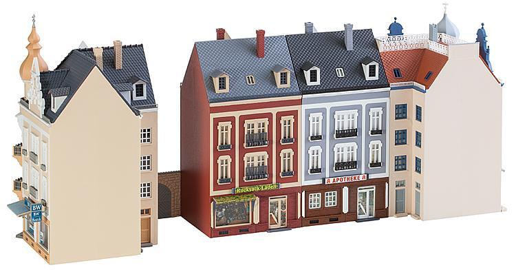 Faller 130701 HO規 一排市區結構的房子 ( 四棟 )