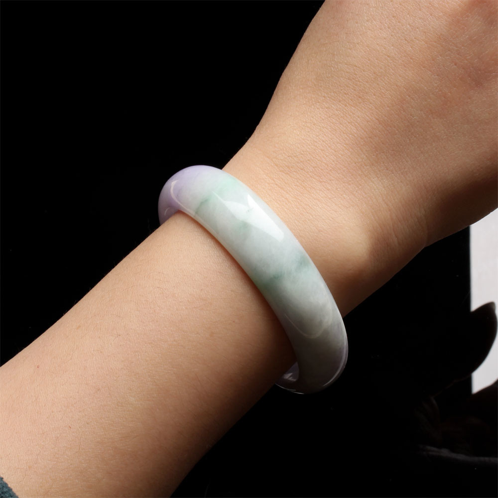 【雅紅珠寶】天然春帶彩冰糯種翡翠玉鐲-#18-滿面春風-B0014