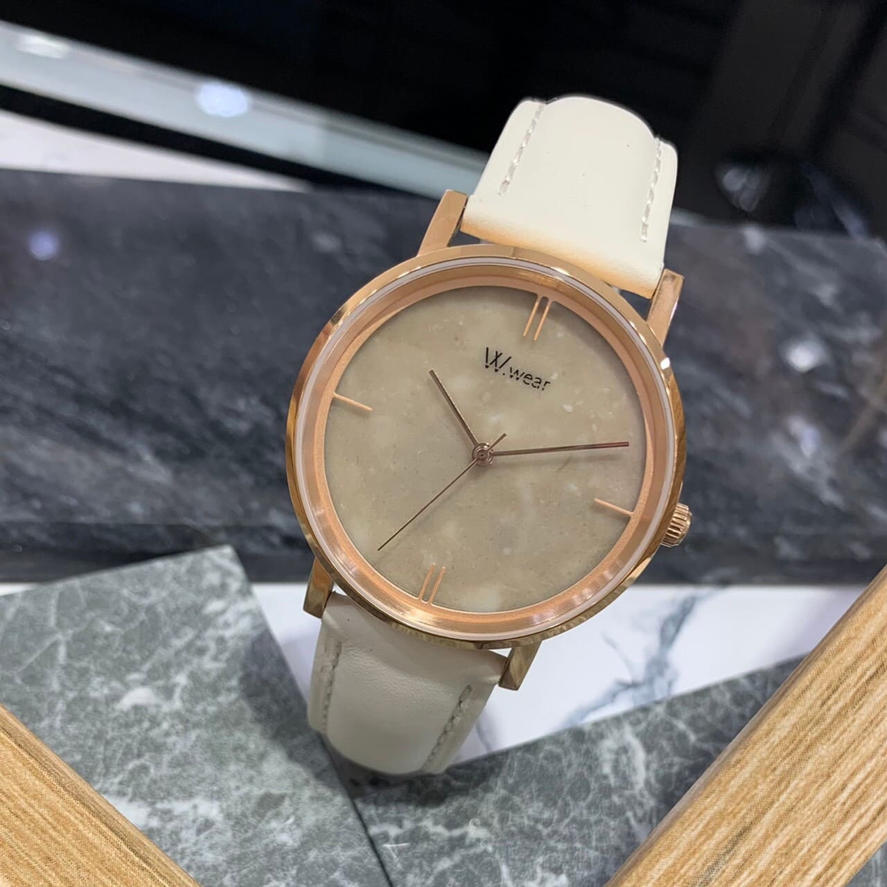 【W.wear】米大理石錶  M2.5-M6+LC16 (39mm) /M2.5-L6+LC16 (42mm) 現代鐘錶