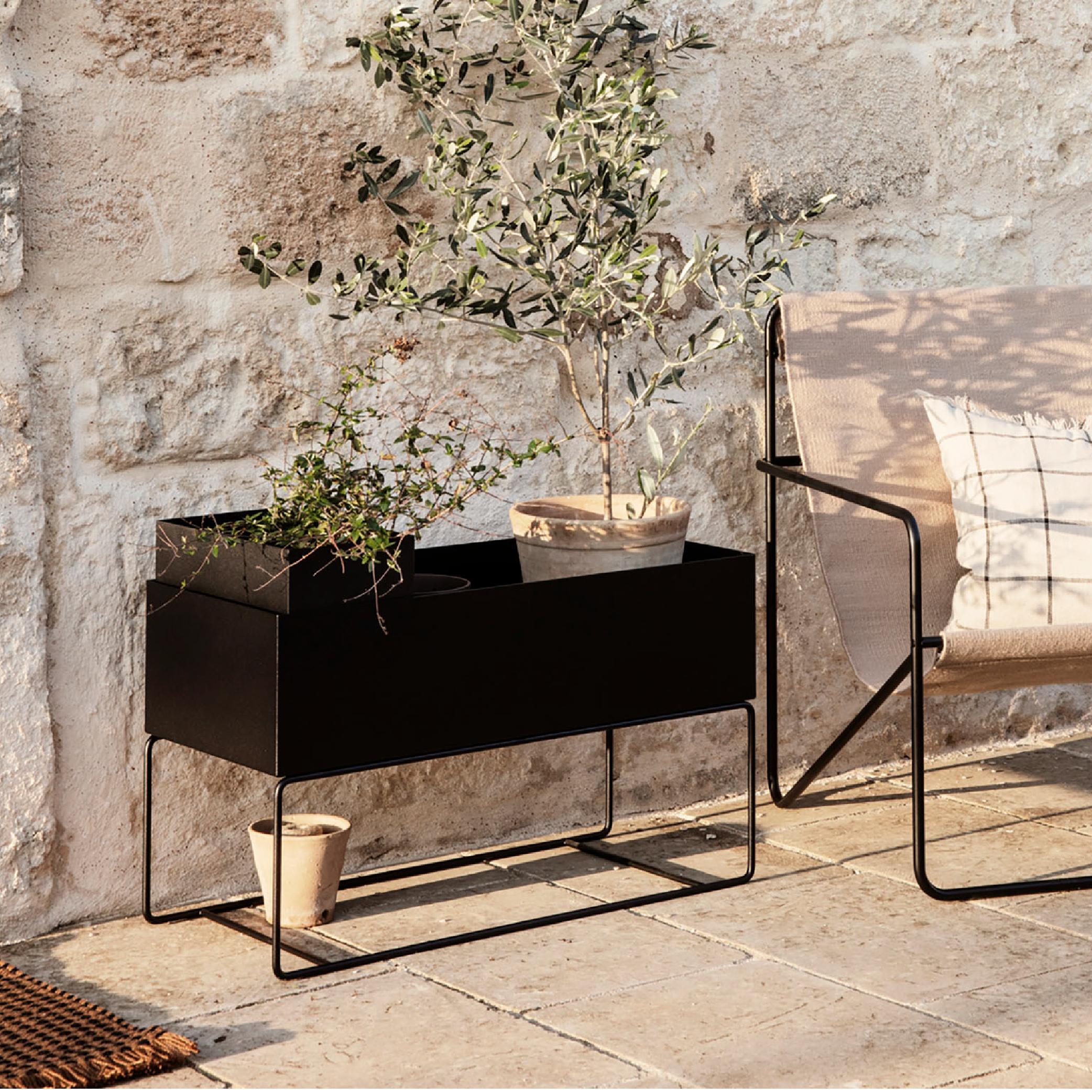 (預購) 植角 / 邊桌 - 大 by ferm LIVING