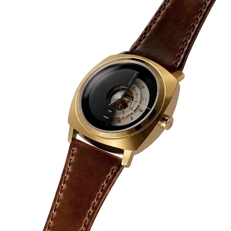 Mask Player Automatic Pyrite Gold