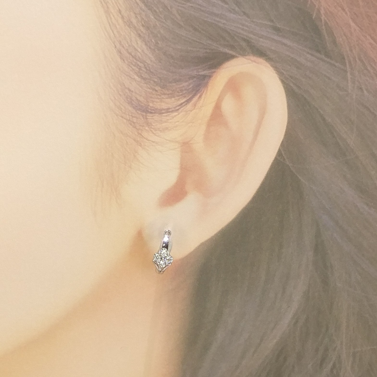 18K White Gold 0.35ct Diamond Hoop Earrings