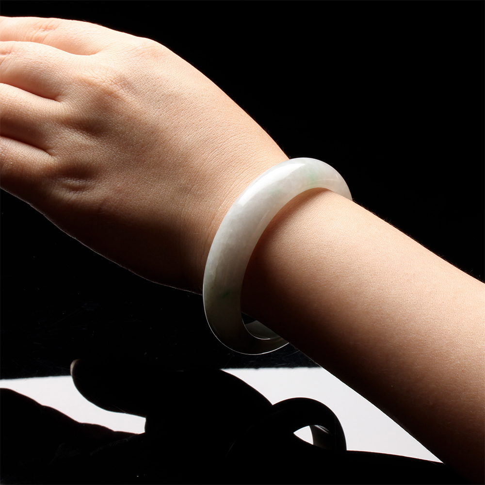 【雅紅珠寶】天然三彩翡翠手鐲-#17.5-春夜喜雨-B0097