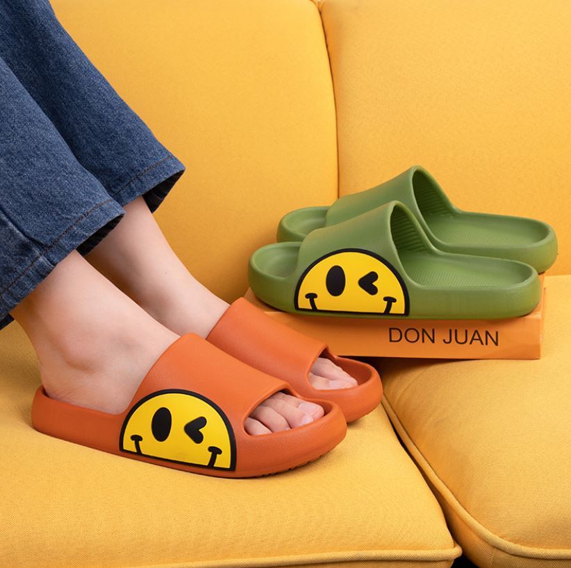 一「拖」再「拖」都係咁開心 Smile拖鞋