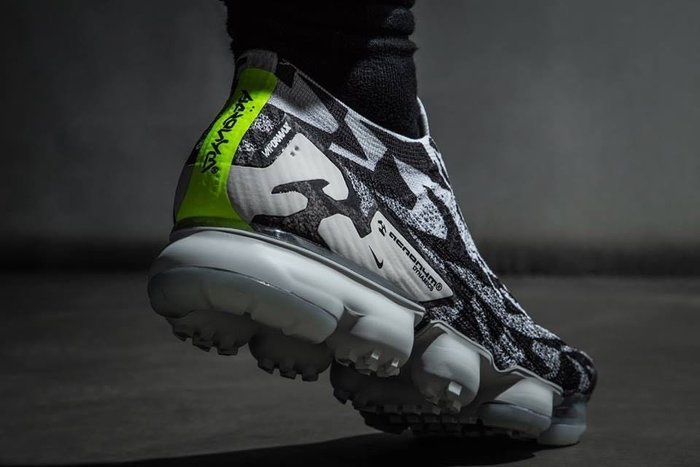 ACRONYM X AIR VAPORMAX MOC 2 '' LIGHT BONE '' 聯名款黑白AQ