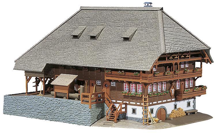 Faller 130366 HO scale, Black Forest farmyard